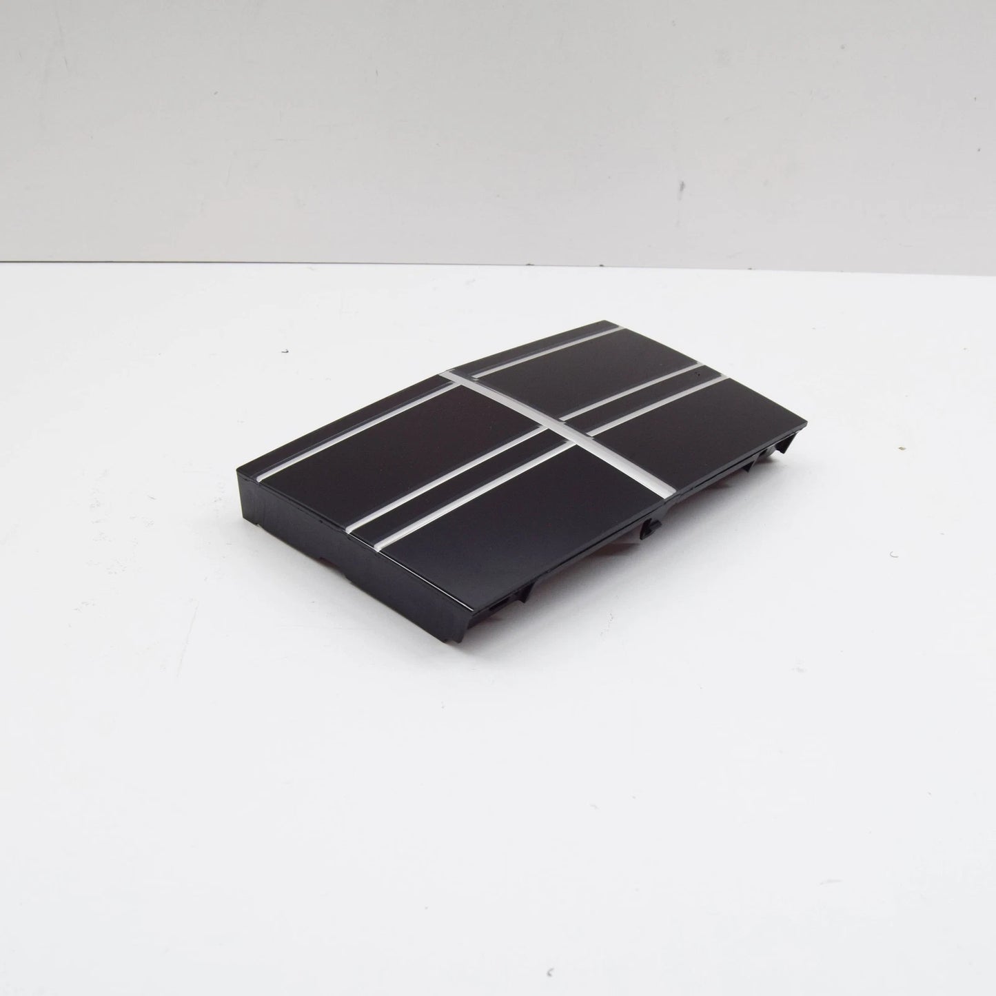 NEW MERCEDES-BENZ S W222 FRONT CENTER RADAR SENSOR COVER A2228211400 ORIGINAL