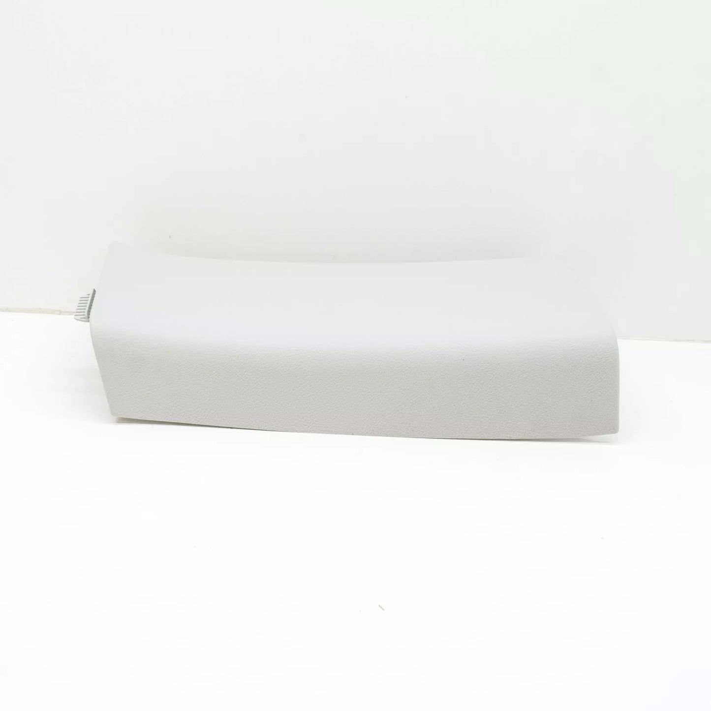 NEW MERCEDES-BENZ VITO W447 LEFT SIDE C-PILLAR TRIM A44769068257H52 ORIGINAL