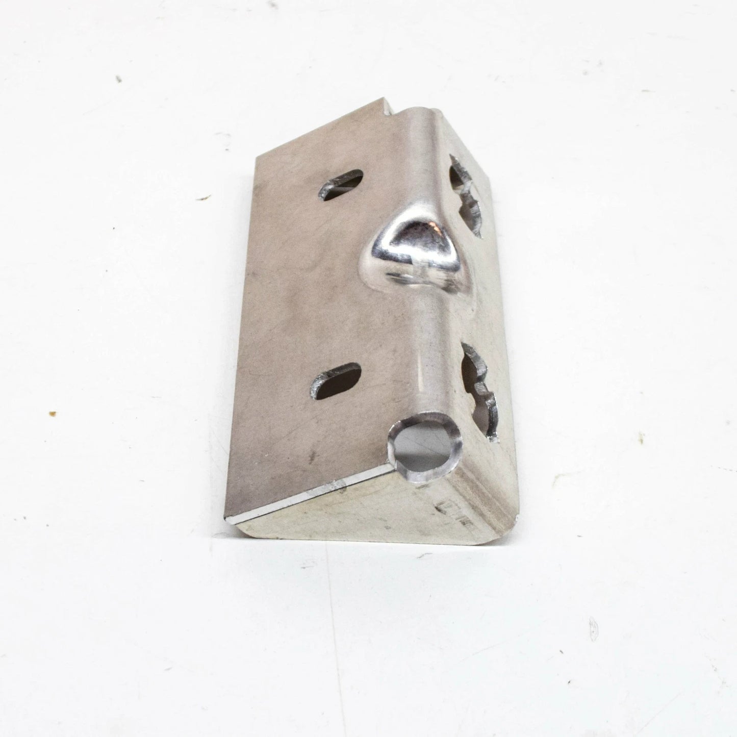 NEW MERCEDES-BENZ AMG GT C190 CROSSMEMBER TO CONSOLE BRACKET A1906252000