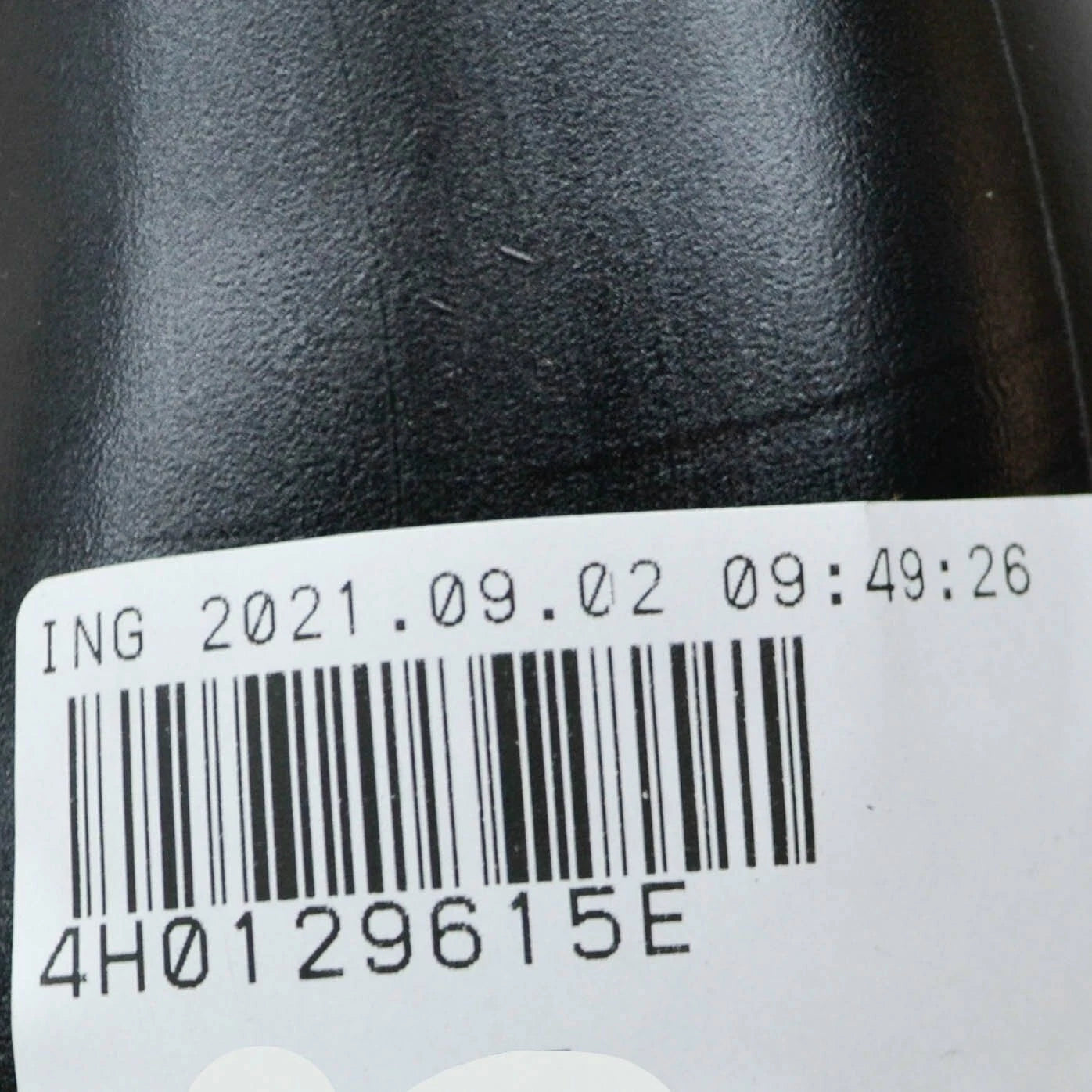 NEW AUDI A8 D4 LEFT REAR AIR INTAKE PIPE 4H0129615E