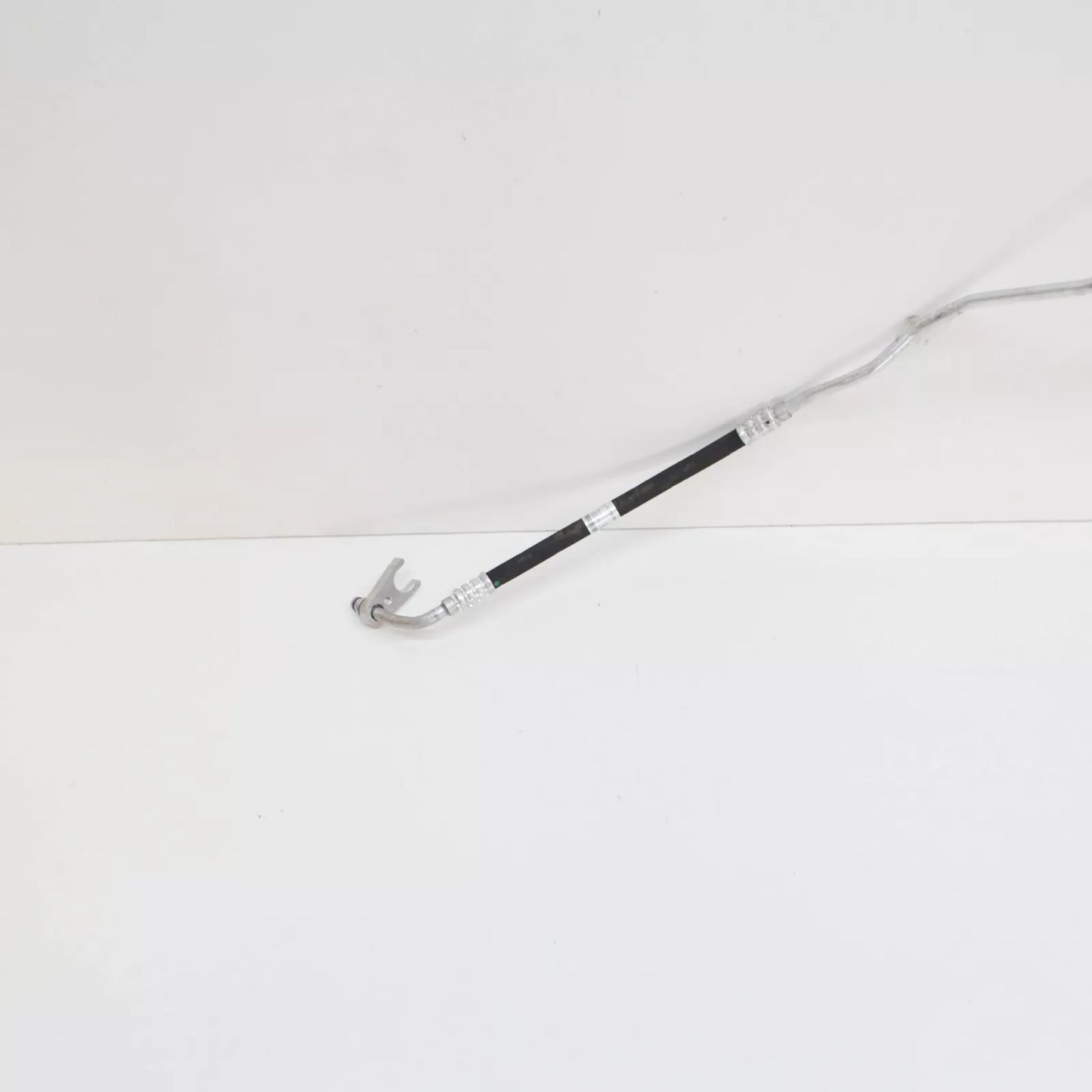 NEW MB CLK C209 CONDENSER TO EXPANSION VALVE PIPING LHD A2098300015 ORIGINAL