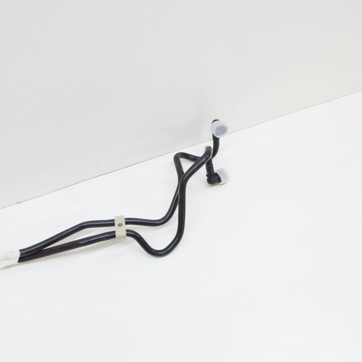 NEW BMW 5 F10 AUTOMATIC TRANSMISSION OIL COOLER TUBE 7619743 17227619743