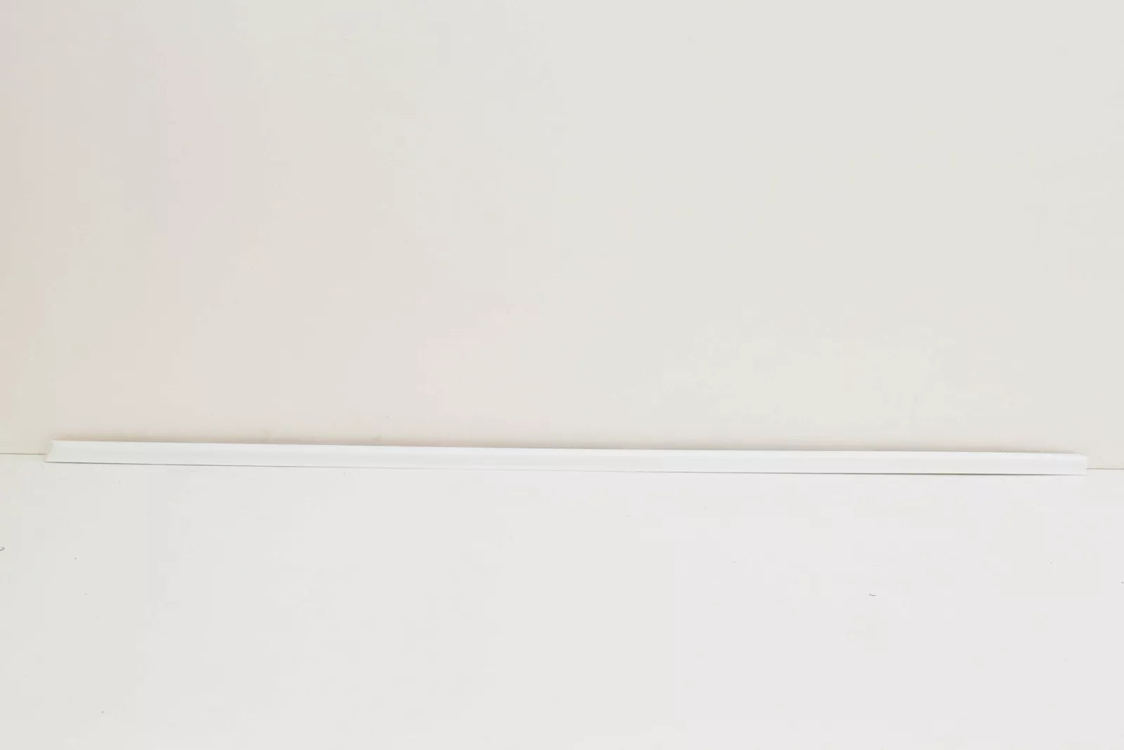 NEW BMW 3 COUPE E46 FRONT RIGHT DOOR MOLDING 7001044 51137001044 ORIGINAL