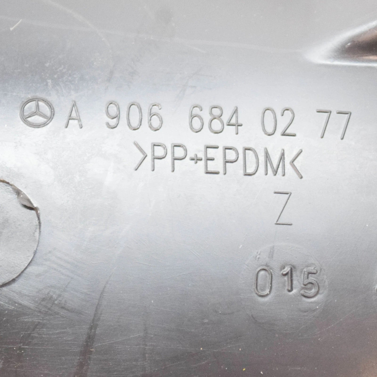 NEW MB SPRINTER FRONT LEFT WHEEL INNER LINER SPLASH SHIELD A9066840277 ORIGINAL