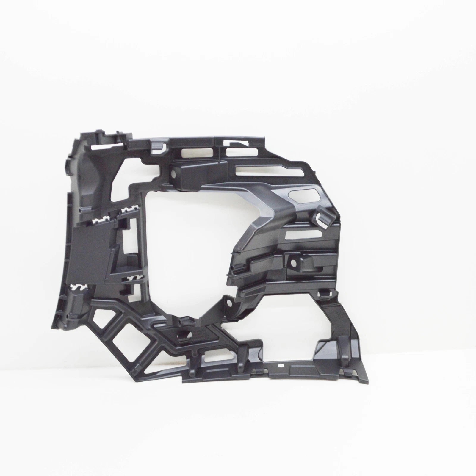 NEW VOLKSWAGEN GOLF MK7 FRONT RIGHT BUMPER BRACKET 5G0807724R 2018 ORIGINAL