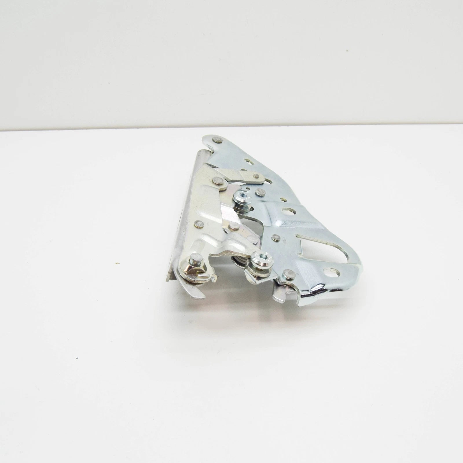 NEW VW TOUAREG CR FRONT RIGHT BONNET HINGE 760823302F ORIGINAL