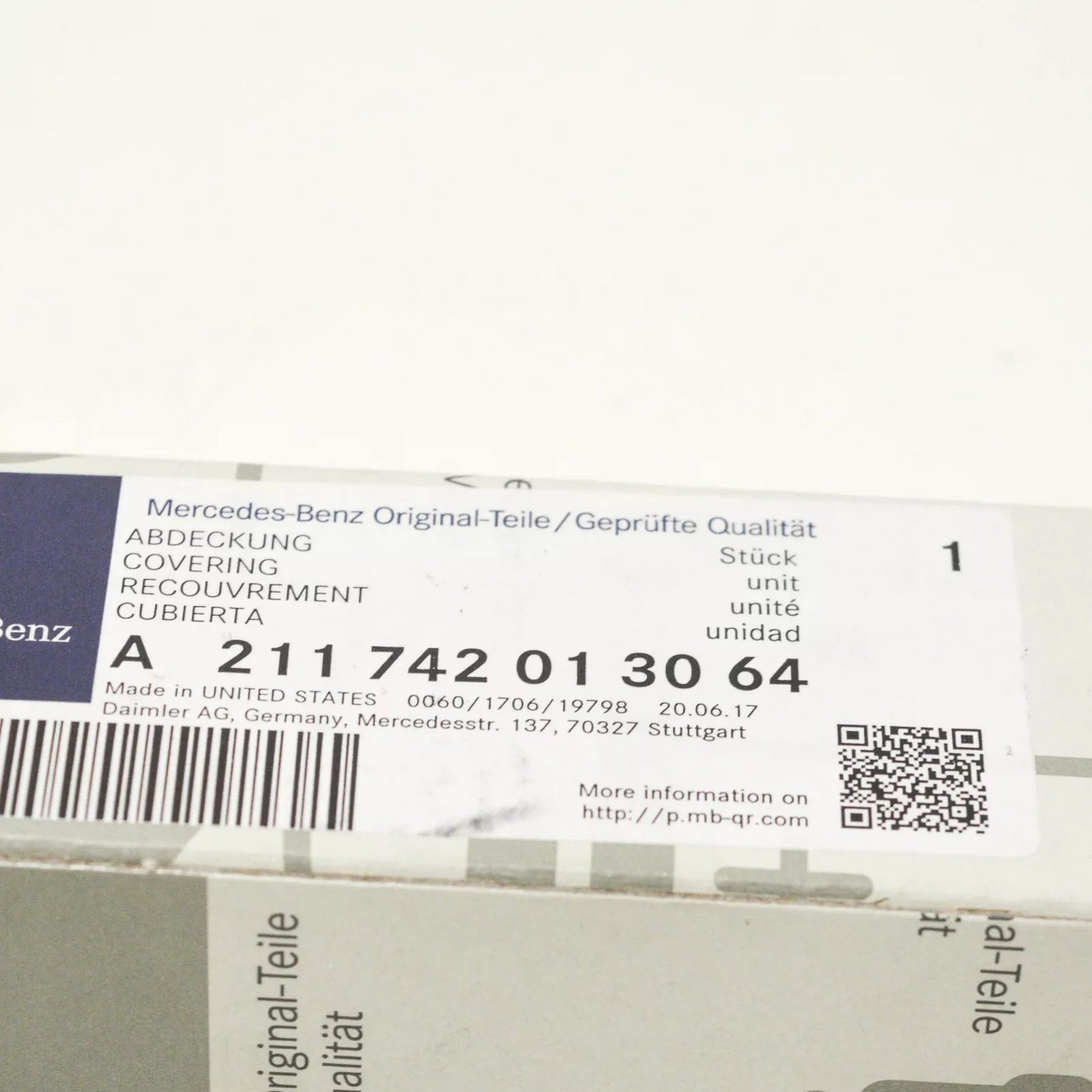 NEW MB E-CLASS W211 REAR WINDSHIELD LOWER GLASS COVER A211742013064