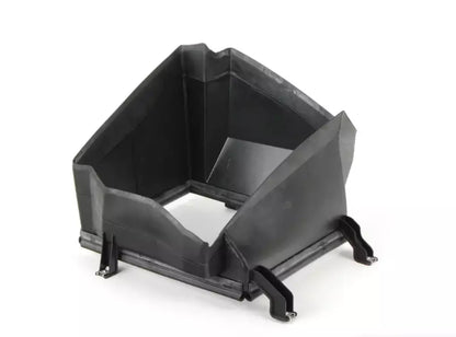 NEW BMW X5 E70 FRONT RIGHT ENGINE OIL COOLER AIR DUCT 7205946 51717205946