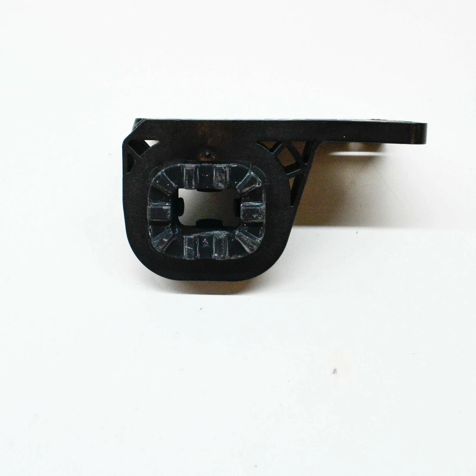 NEW VW ID.3 E11 FRONT LEFT CLAMP RACK HOLDER BUMPER GUIDE 1EA121367E ORIGINAL