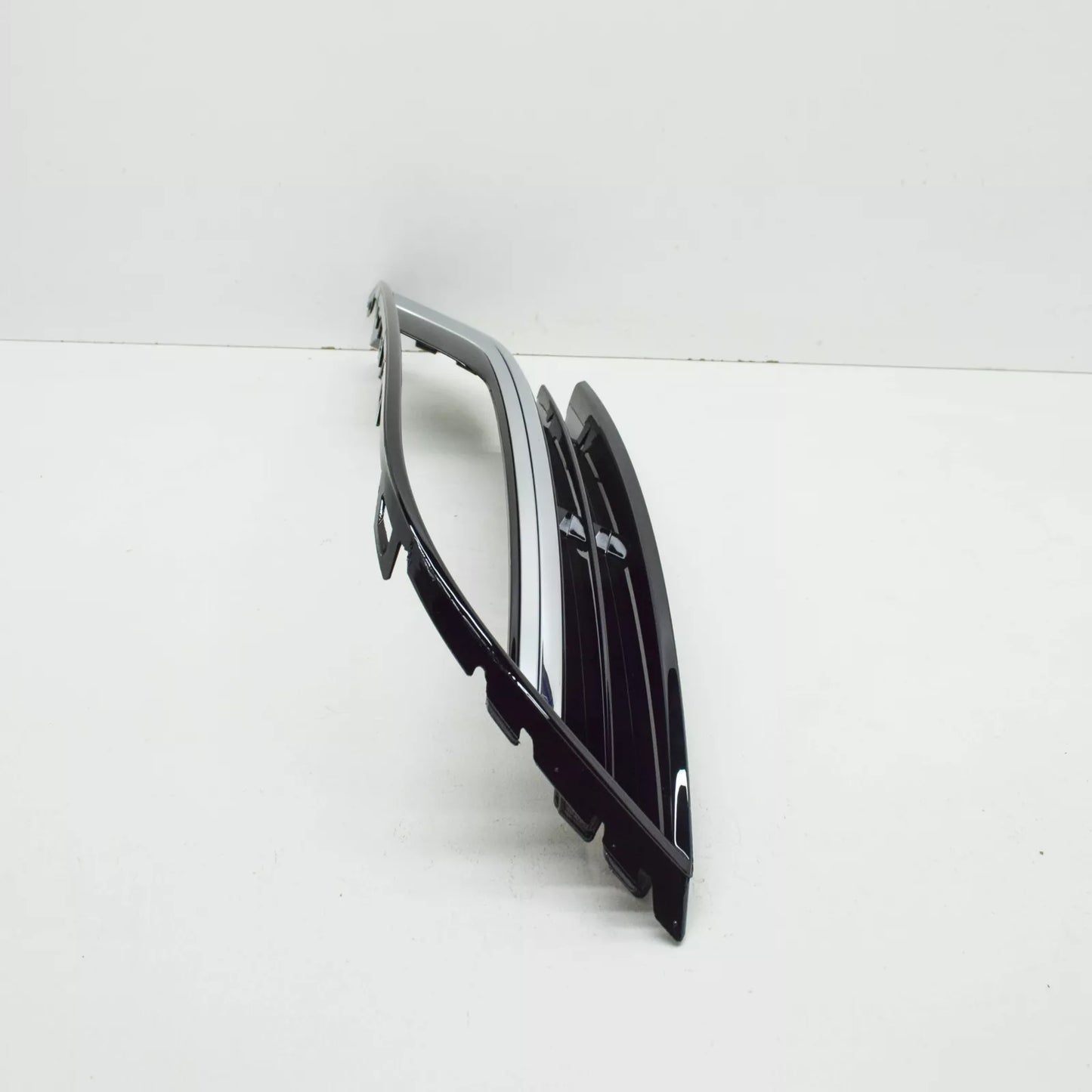 NEW VOLKSWAGEN CC 358 RIGHT FOG LIGHT GRILLE 3C8854662041 3C8854662 041 ORIGINAL