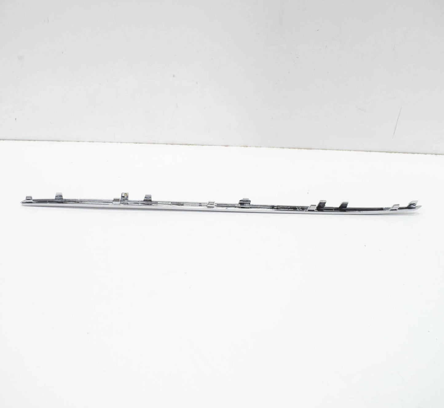 NEW MERCEDES-BENZ E C207 REAR BUMPER LEFT ORNAMENTAL TRIM A2078800182