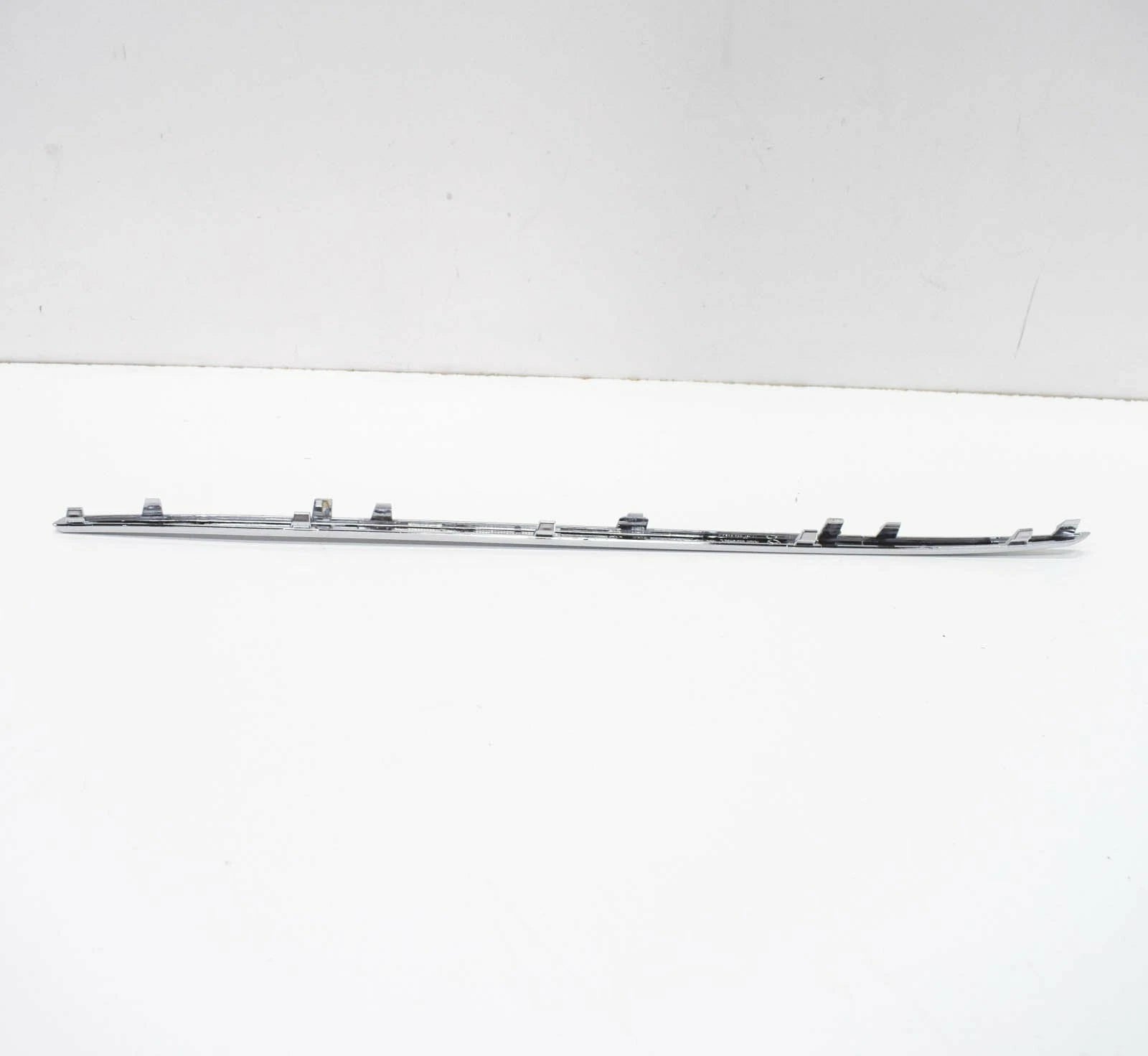 NEW MERCEDES-BENZ E C207 REAR BUMPER LEFT ORNAMENTAL TRIM A2078800182