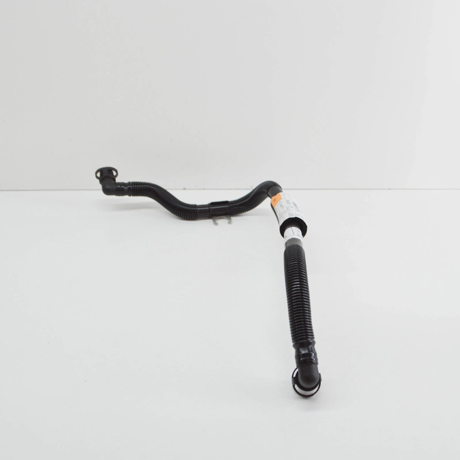 NEW BMW 7 E38 EMISSION CONTROL AIR PUMP PRESSURE HOSE ASSY 11721438264 ORIGINAL