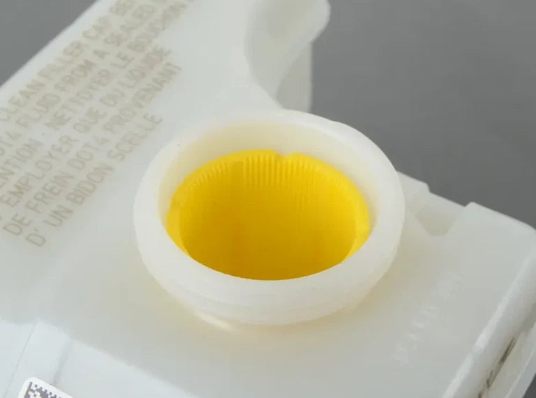 NEW AUDI Q3 8U BRAKE FLUID RESERVOIR 5N0698137 ORIGINAL