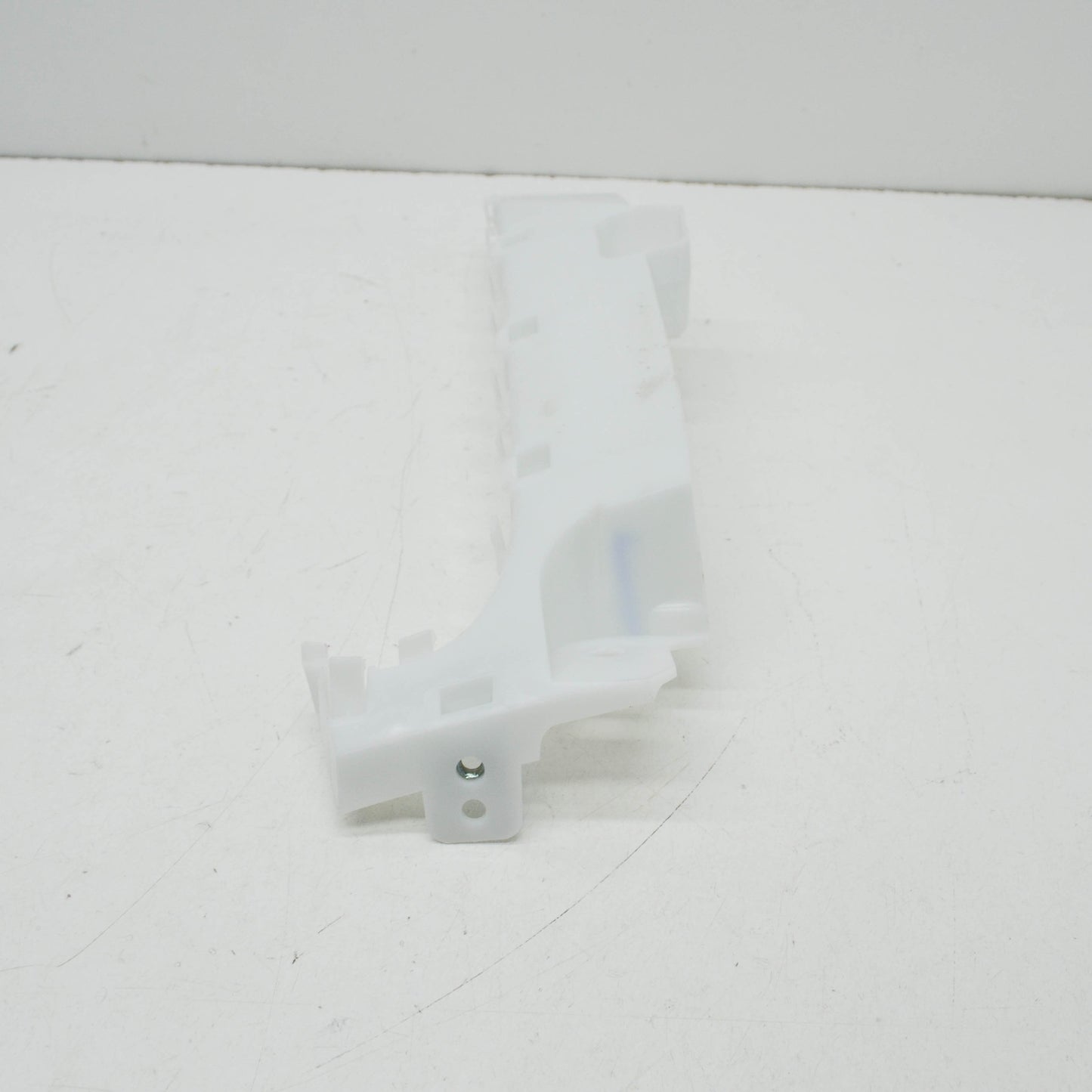 new ford ranger t6 mk3 front left bumper to wing bracket mount 1745269 original