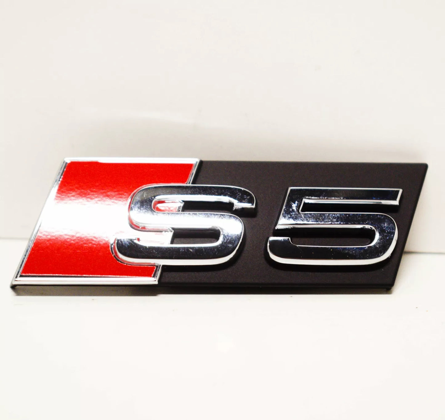 NEW AUDI A5 S5 FRONT GRILLE LOGO EMBLEM 8T08537362ZZ