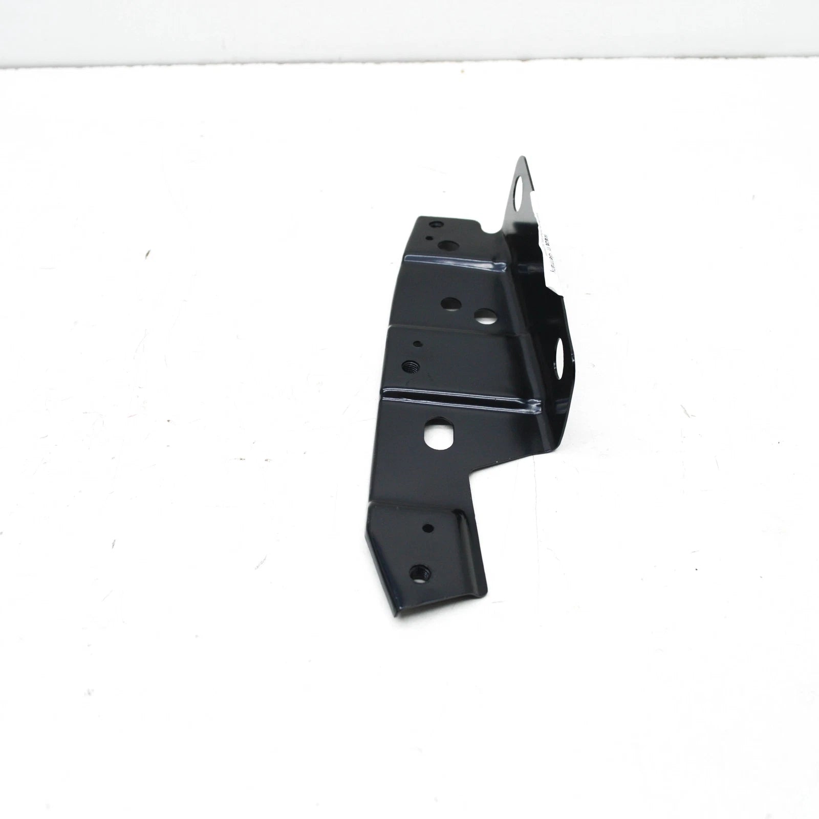NEW AUDI A3 LIMOUSINE 8Y FRONT RIGHT FENDER HOLDER 8Y0821092A ORIGINAL