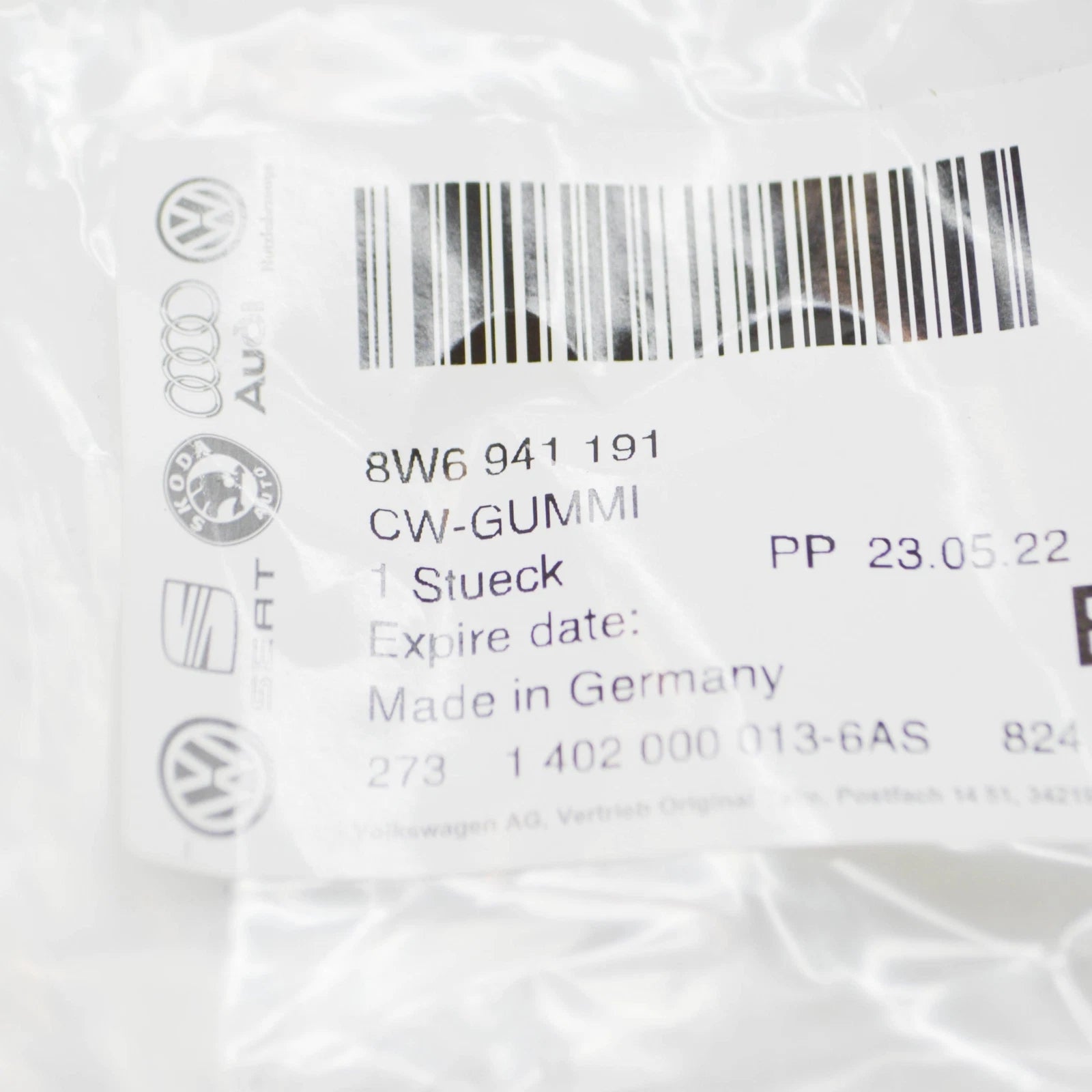 NEW AUDI A5 8W6 FRONT LEFT HEADLIGHT SEAL 8W6941191