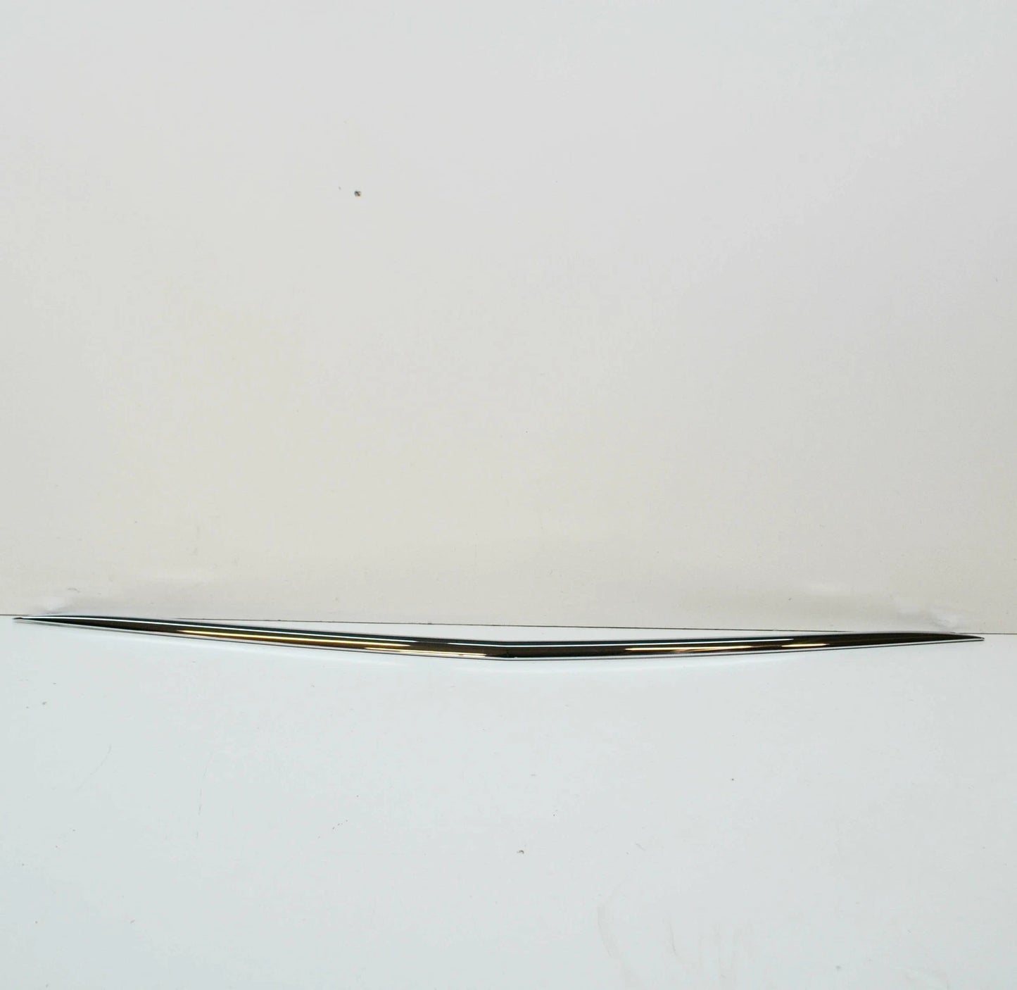 NEW MERCEDES-BENZ A W176 FRONT BUMPER CENTRAL BOTTOM TRIM A176885252164