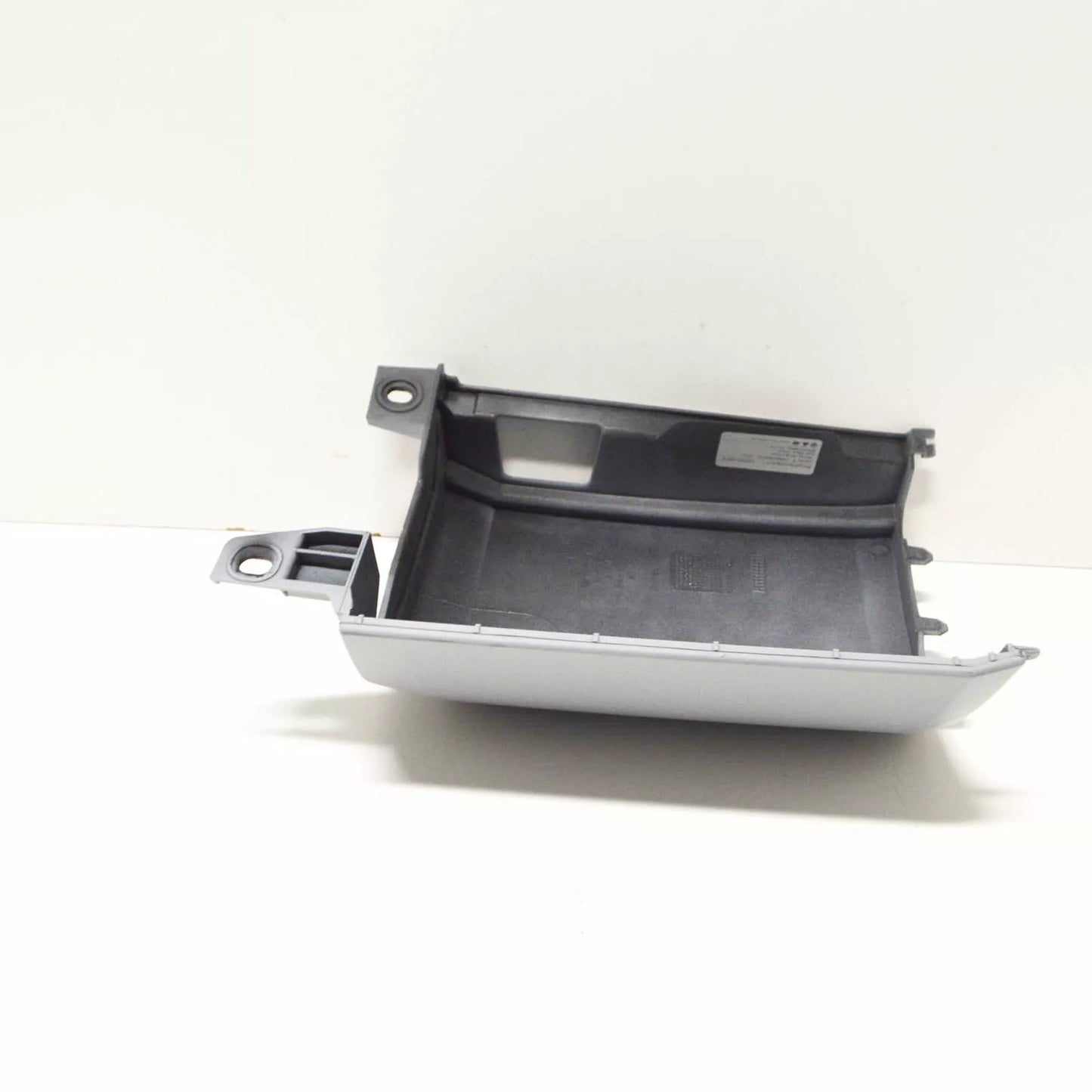 NEW VW TRANSPORTER T6 REAR BUMPER RIGHT SIDE TRIM 7E0807322DGRU