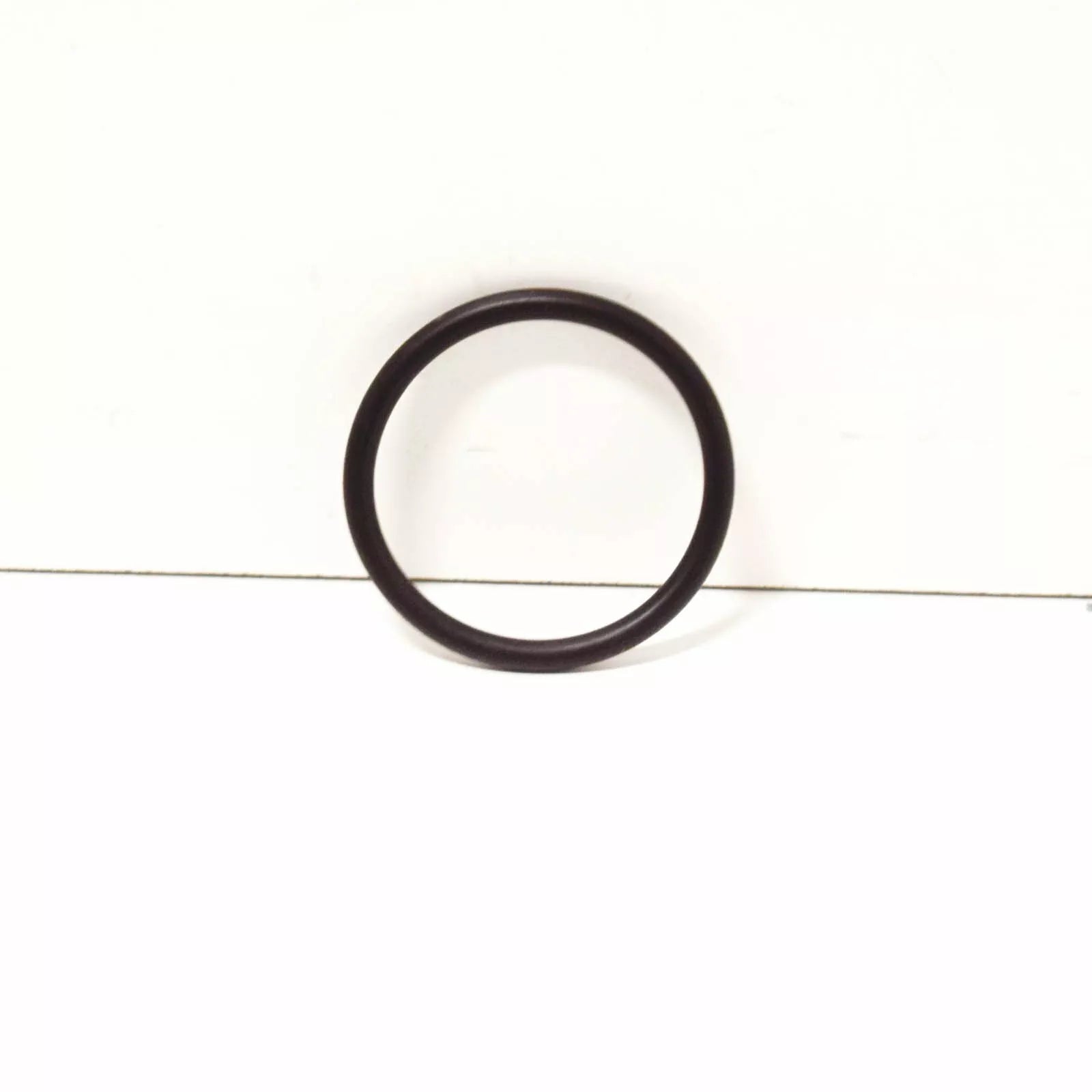 NEW BMW 1 E88 CONVERTIBLE COOLANT PIPE HOSE O RING SEAL 11537545278