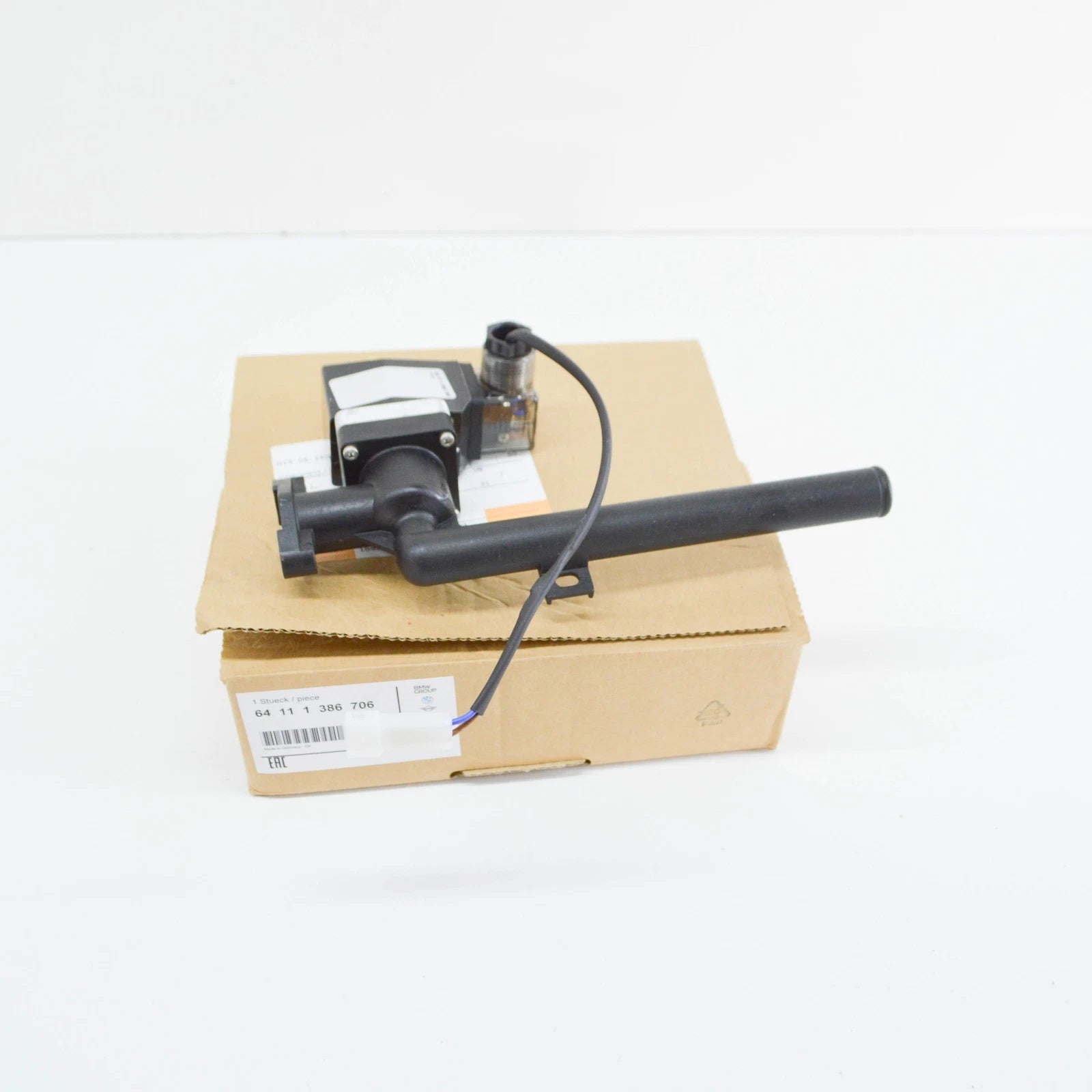 NEW BMW 3 E30 HEATER CONTROL VALVE 64111386706 1386706 1989 ORIGINAL