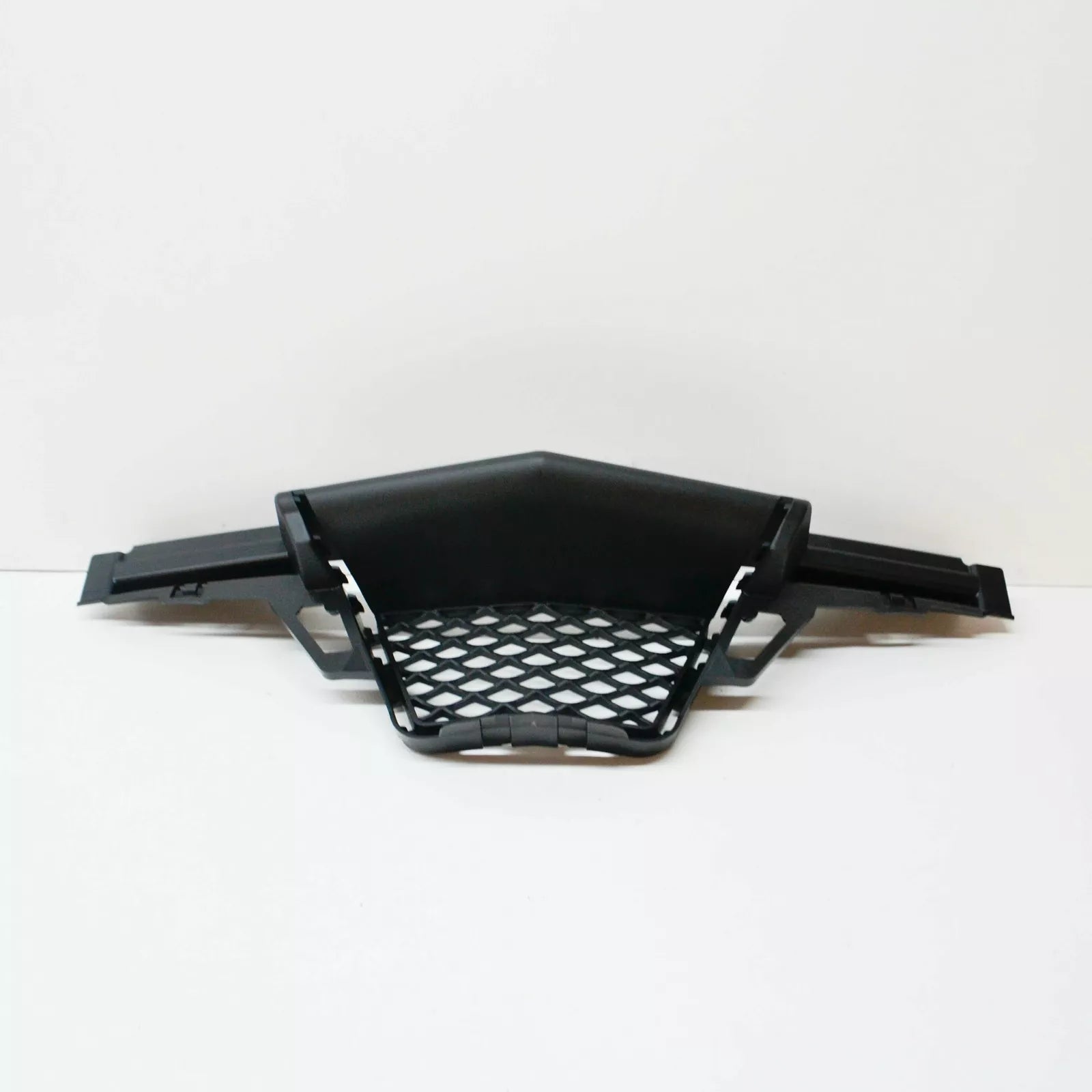 NEW MB SLK R171 FRONT BUMPER CENTER LOWER GRILLE COVER A1718851023 ORIGINAL