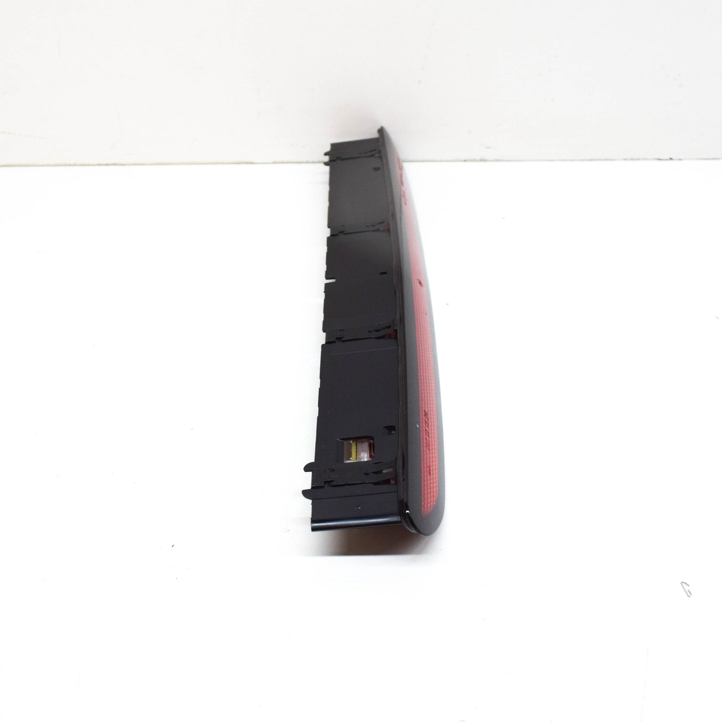 NEW VOLKSWAGEN TIGUAN MK1 HIGH MOUNT 3RD THIRD BRAKE LIGHT 5N0945097 ORIGINAL