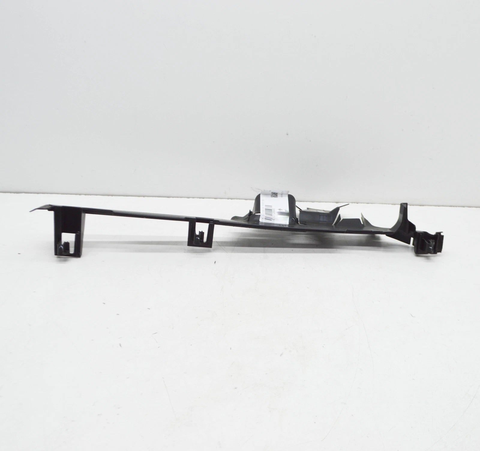 NEW VOLKSWAGEN E-GOLF MK7 5G RIGHT RADIATOR AIR GUIDE 5GE121284G ORIGINAL