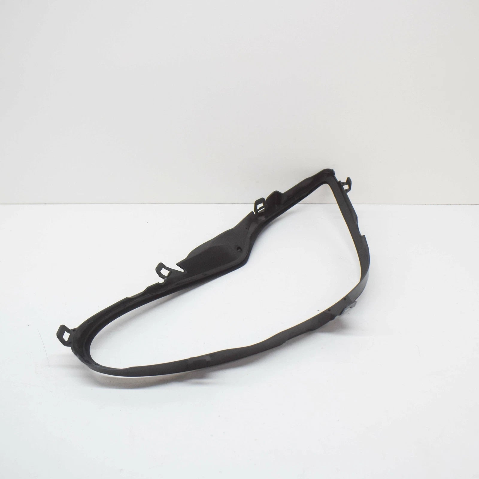 NEW MERCEDES-BENZ CLS C219 HEADLIGHT SEAL LEFT FRONT A2198200112 ORIGINAL