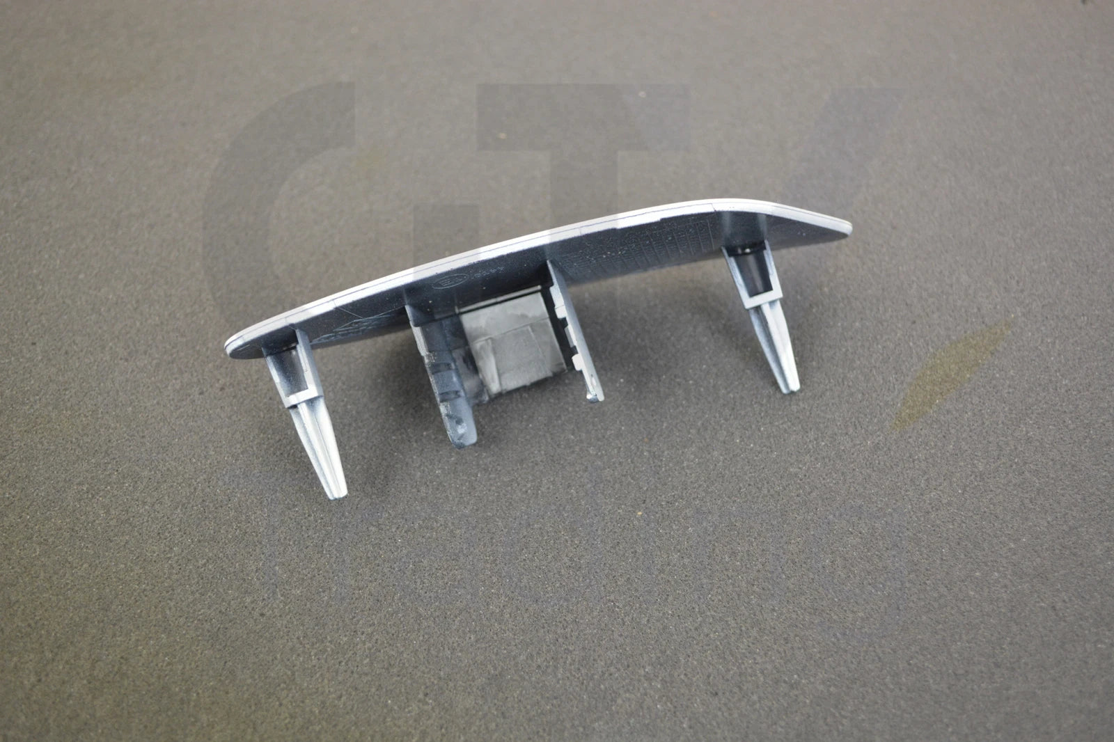 NEW AUDI RS6 13-18 LEFT HEADLIGHT WASHER COVER CAP 4G0955275EGRU