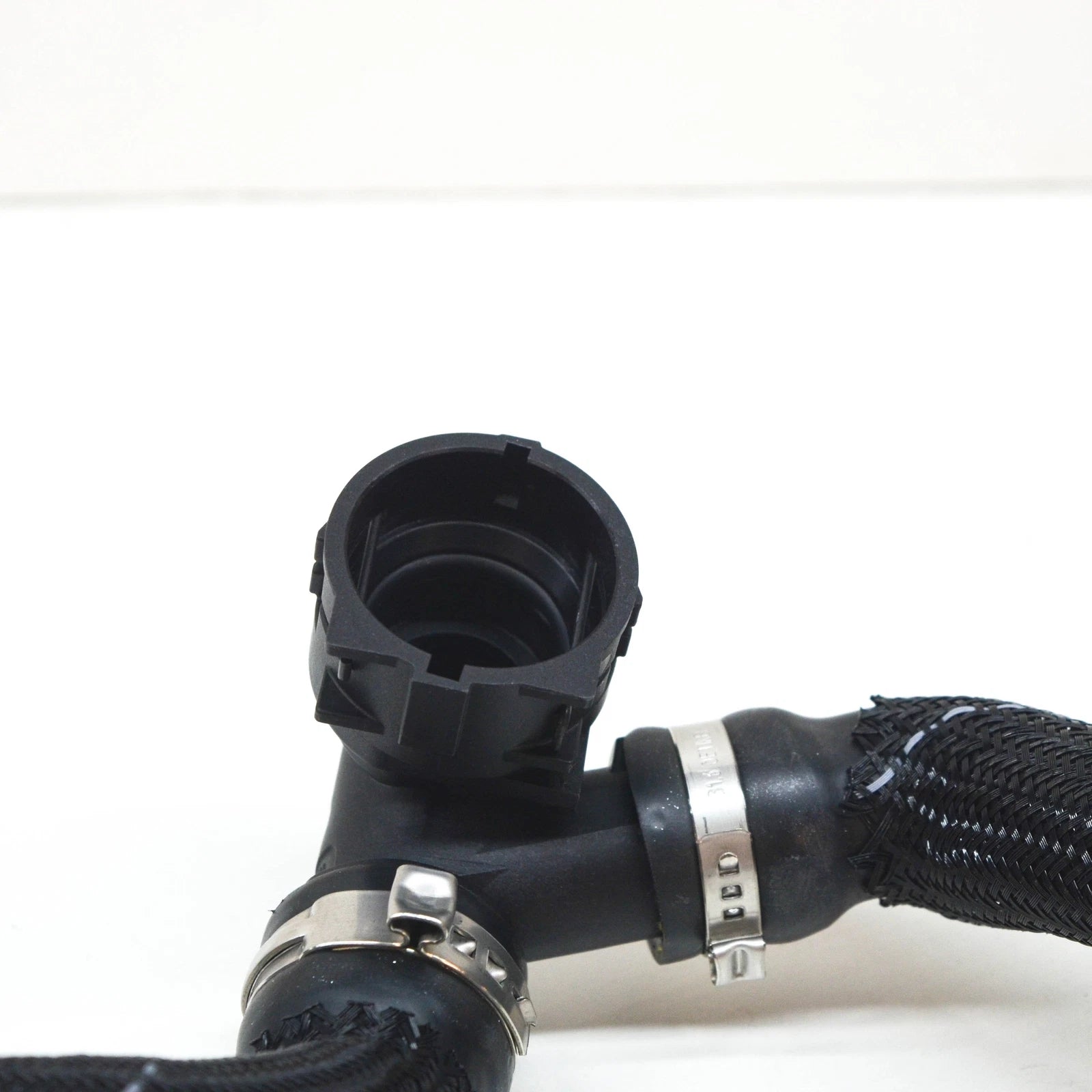 NEW BMW 2 GT F46 ENGINE COOLING HOSE 11538632767 8632767 ORIGINAL