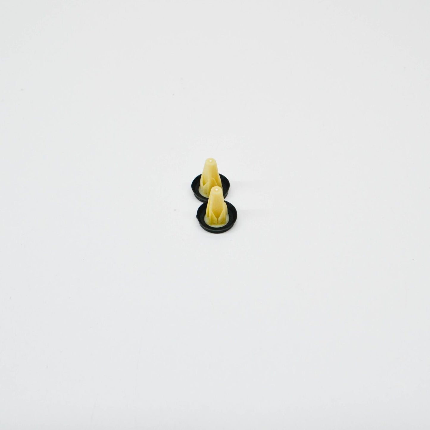 new ford fiesta mk7 licence plate anti rattle pad insulator nut 1766938 original