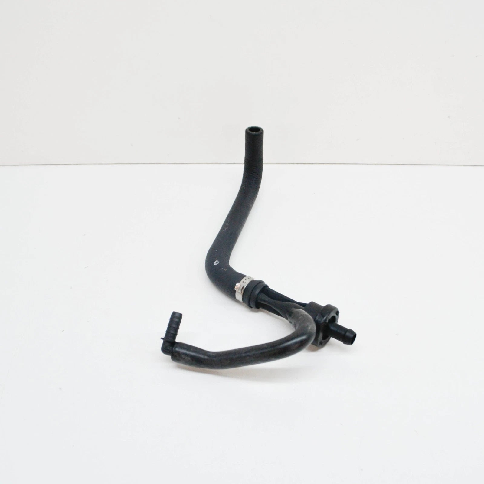 NEW BMW X5 E53 ENGINE SUCTION LINE 11617546048 7546048 ORIGINAL