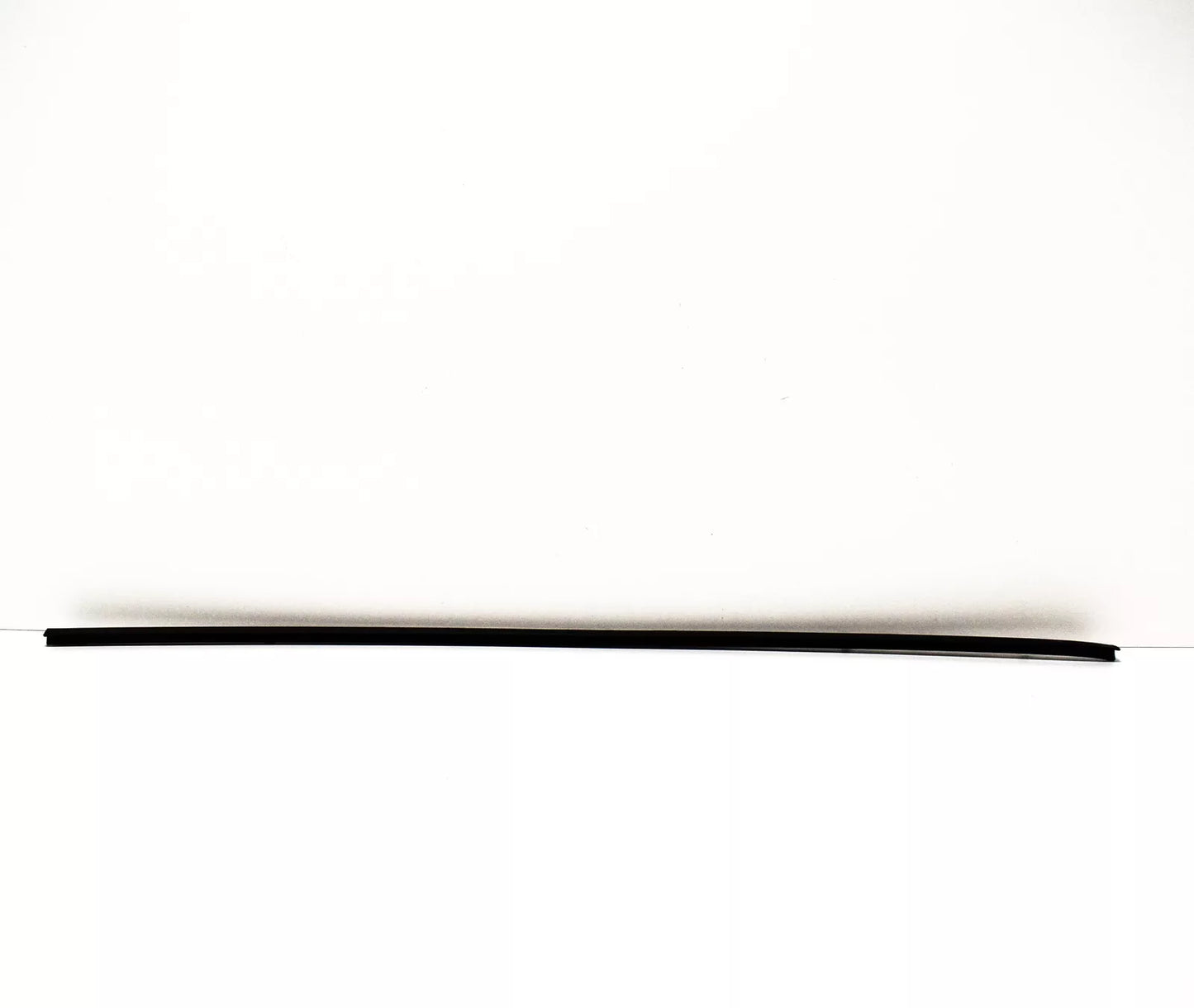 NEW MB SLC R172 FRONT LEFT DOOR SEAL LOWER WEATHERSTRIP A1727200354 ORIGINAL