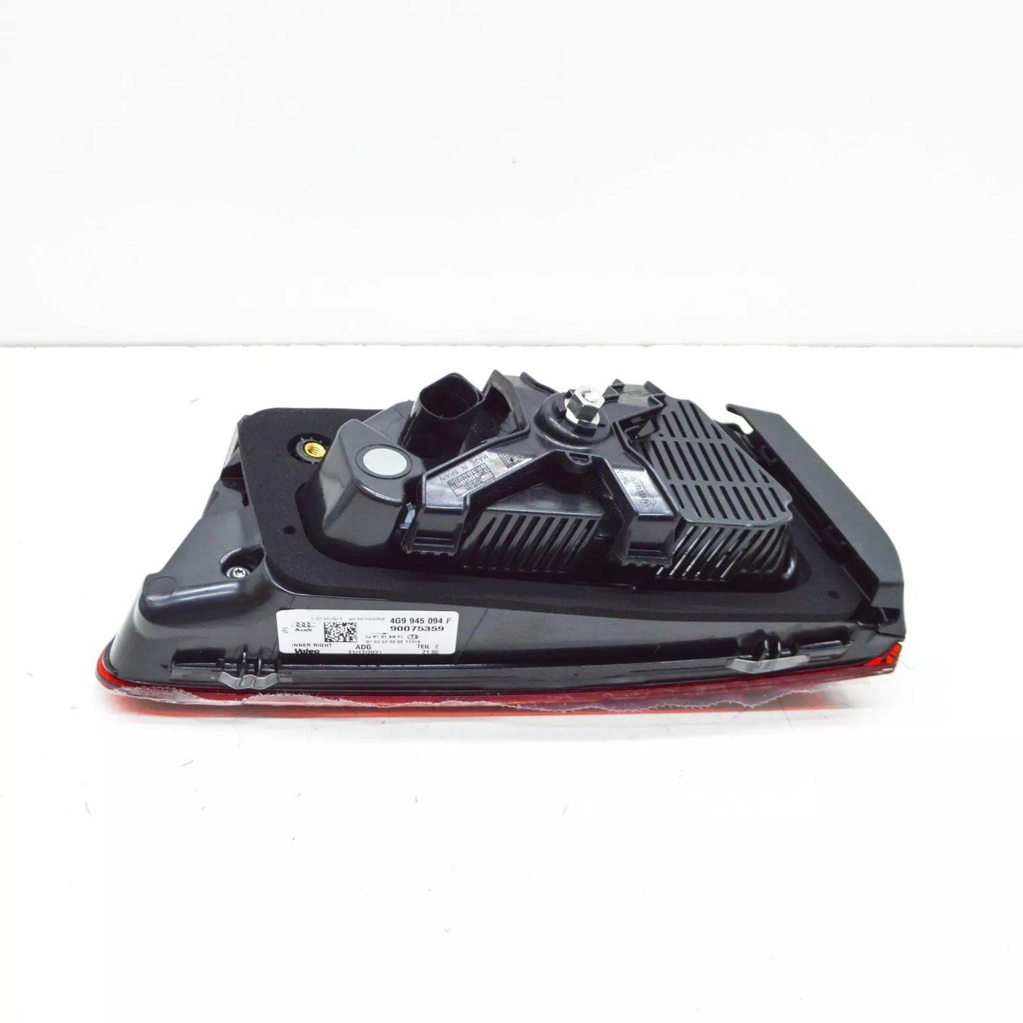 NEW AUDI A6 AVANT C7 REAR RIGHT SIDE TAILGATE TAILLIGHT 4G9945094F ORIGINAL