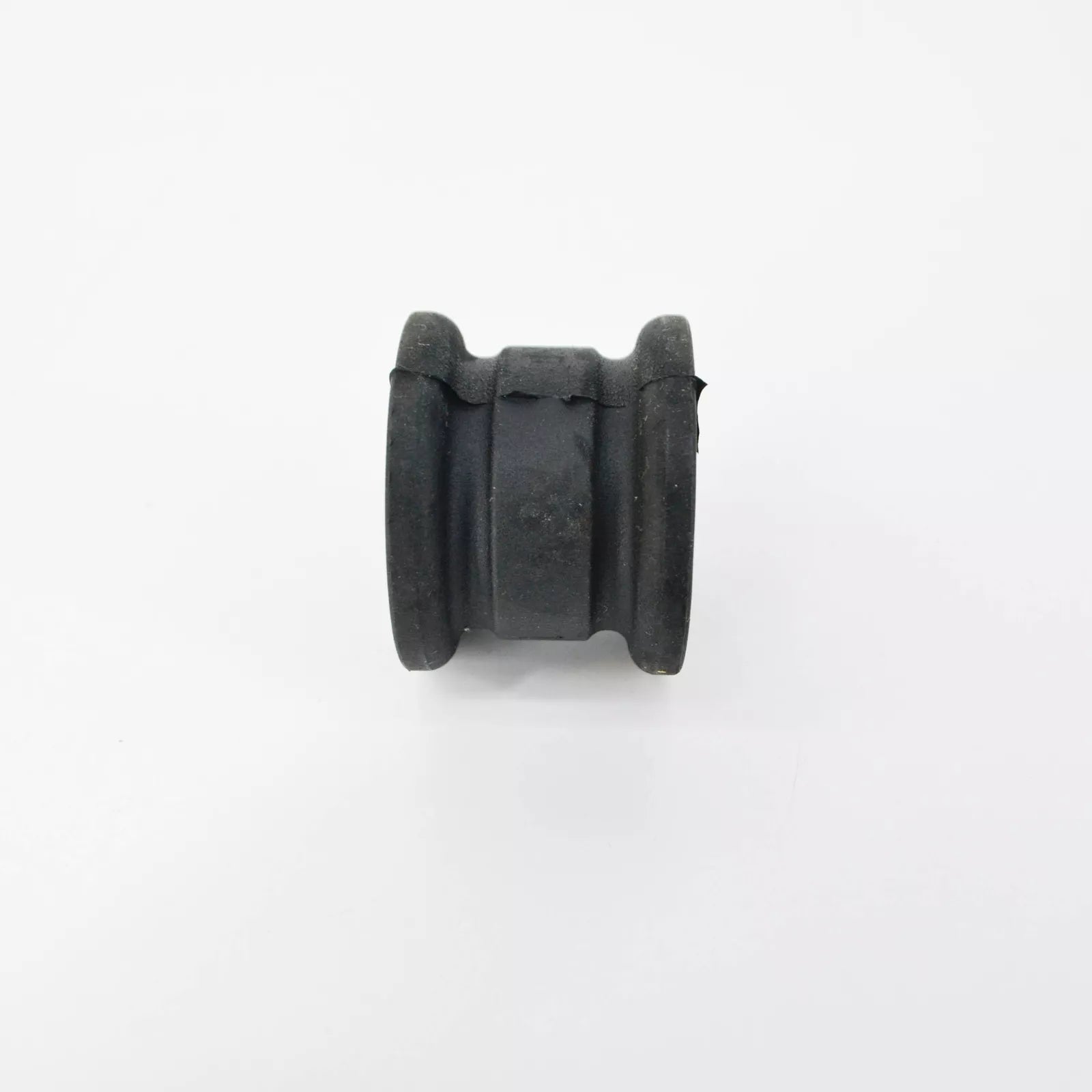 NEW MERCEDES-BENZ C W203 REAR TORSION BAR RUBBER BUSHING A2033260181 ORIGINAL