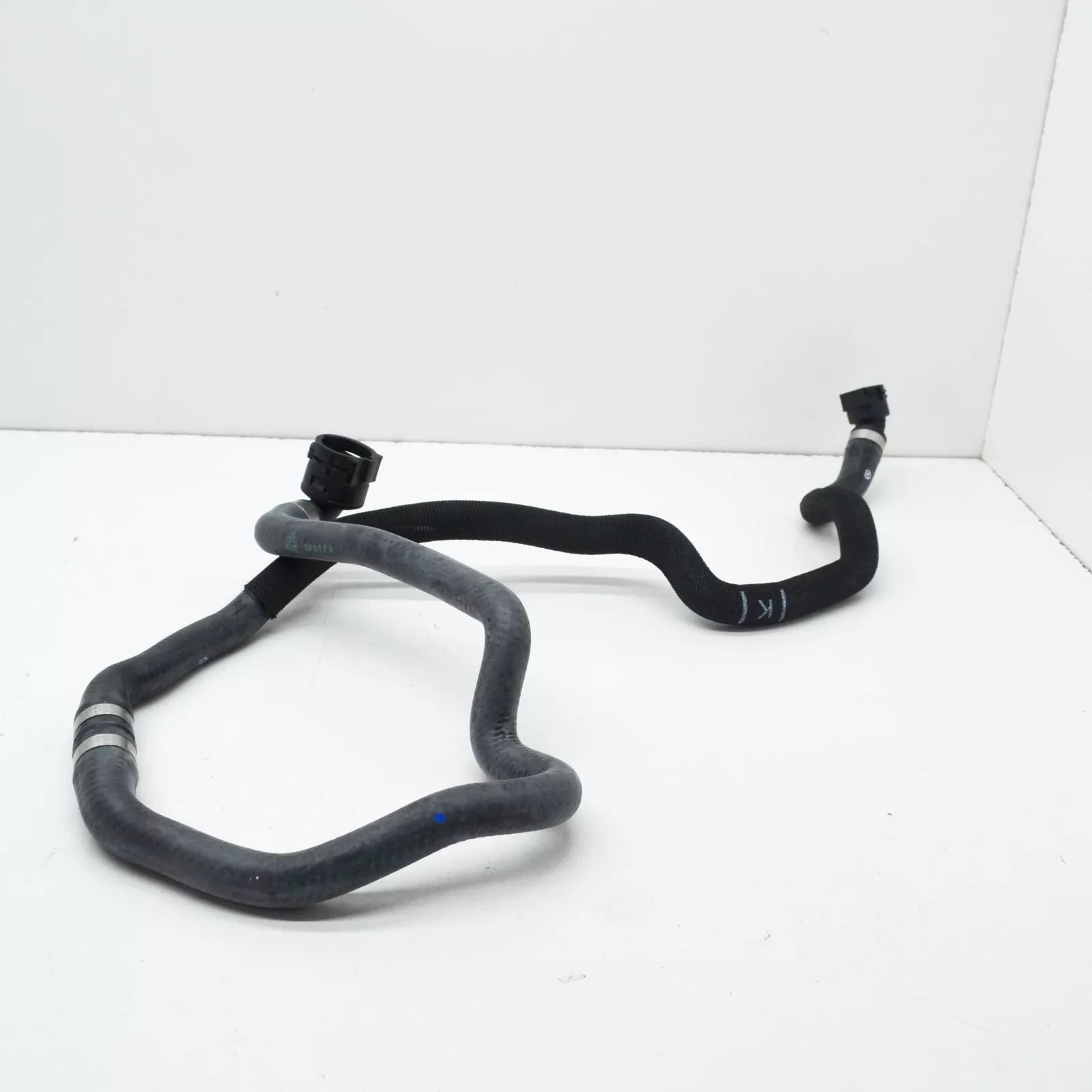 NEW BMW 5 G30 LEFT LOWER WATER COOLANT RADIATOR HOSE 17128602633 ORIGINAL