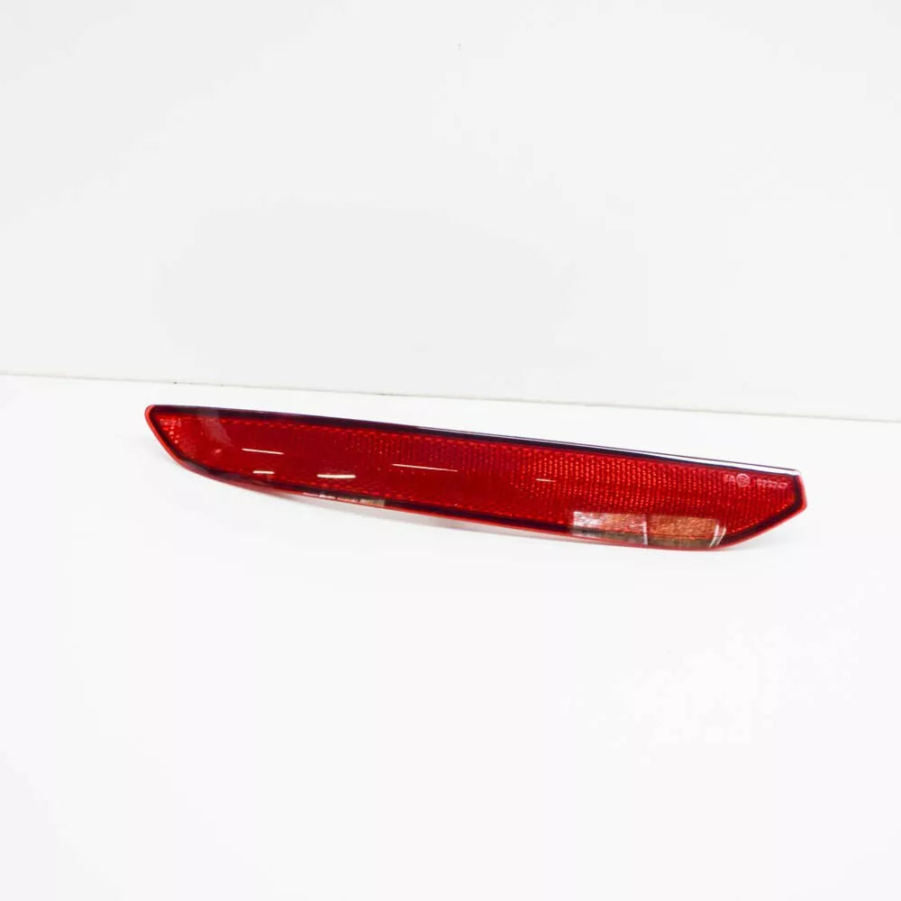 NEW VOLKSWAGEN GOLF PLUS REAR BUMPER LEFT SIDE REFLECTOR 5M0945105C