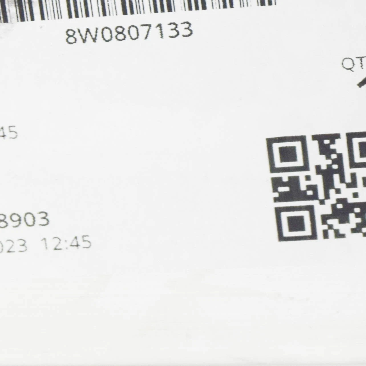 NEW AUDI A4 B9 FRONT BUMPER CARRIER LEFT SIDE BRACKET 8W0807133 ORIGINAL