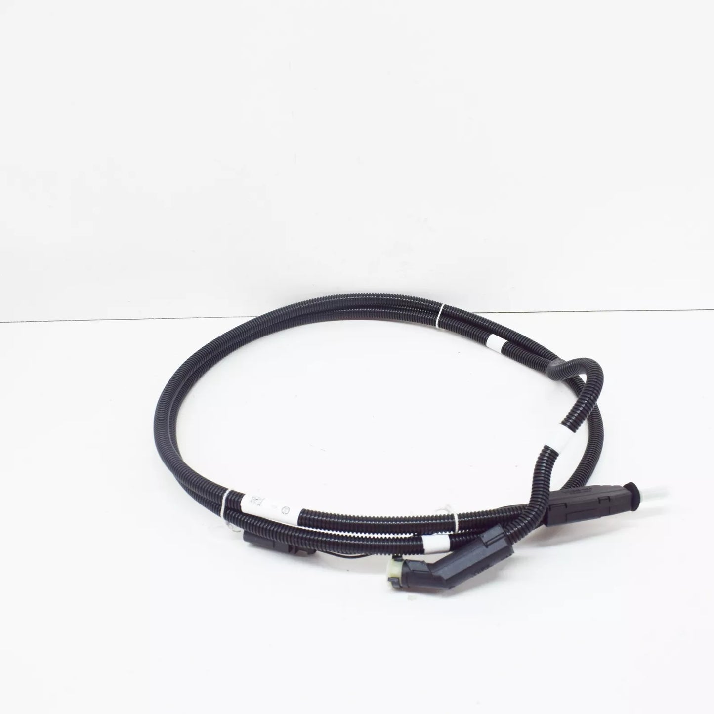 NEW VOLKSWAGEN PASSAT B8 REDUCTION AGENT SUPPLY LINE 561131984E