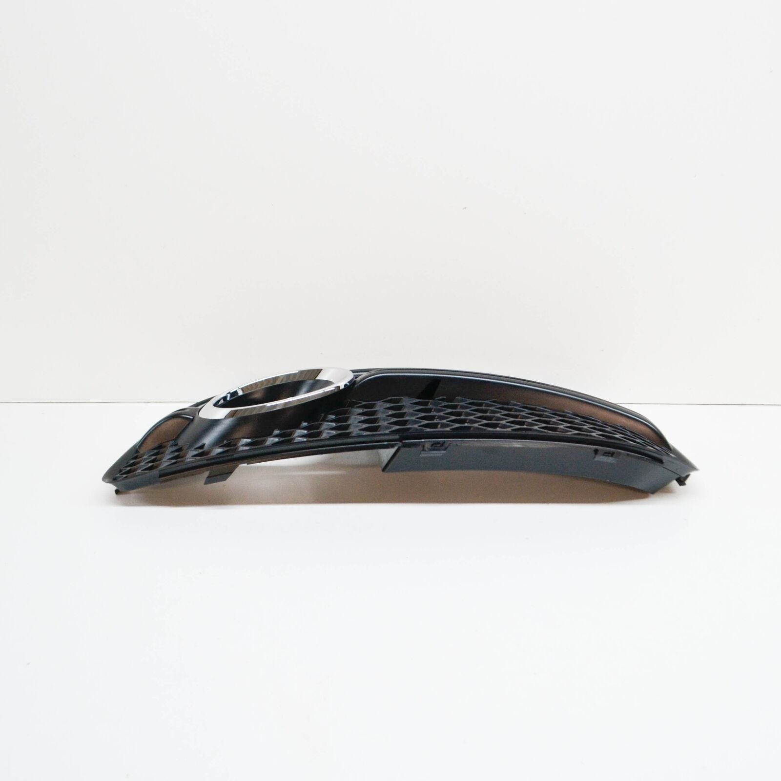 Genuine Audi Q5 8R Front Right Bumper Fog Light Grill 8R0807682E01C 2011 Original