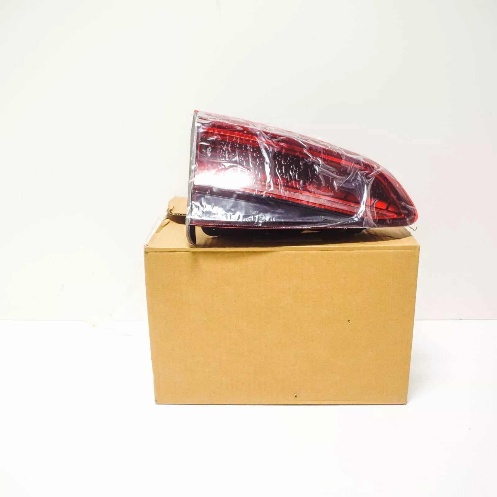 NEW VOLKSWAGEN GOLF MK7 TAILGATE REAR LEFT TAILLIGHT 5G0945307P 2016 LED