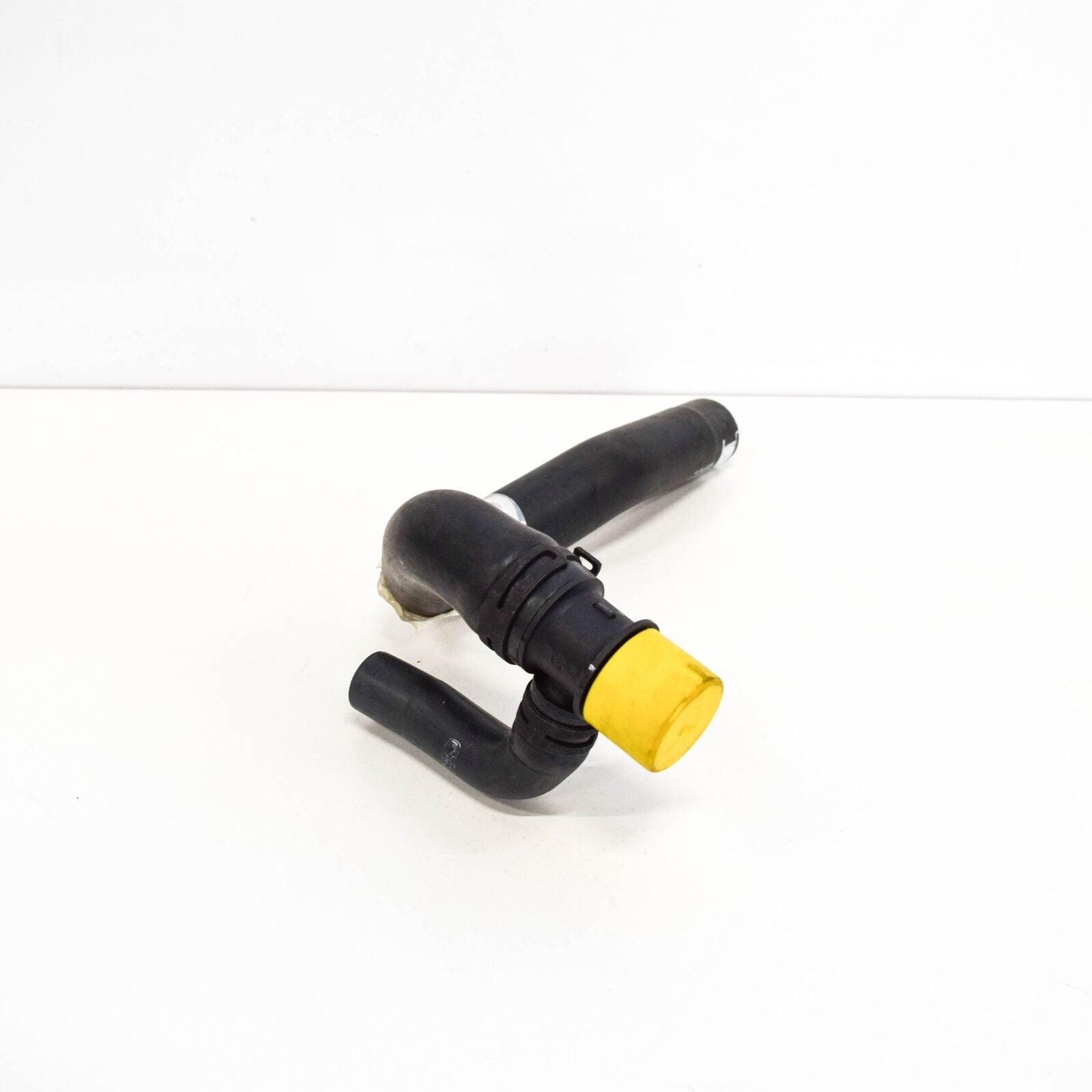 NEW AUDI RS3 8V SPORTBACK WATER COOLANT HOSE PIPE 8V0121030B ORIGINAL