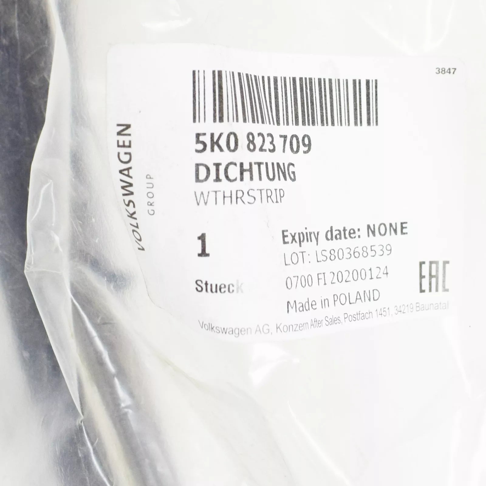 NEW VW GOLF VI 5K MK6 FRONT HOOD SEAL 5K0823709 ORIGINAL