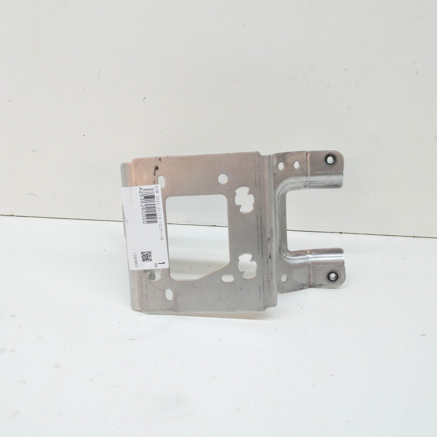 NEW MB GLC X253 FRONT CRUISE CONTROL SENSOR BRACKET A2536260000 ORIGINAL