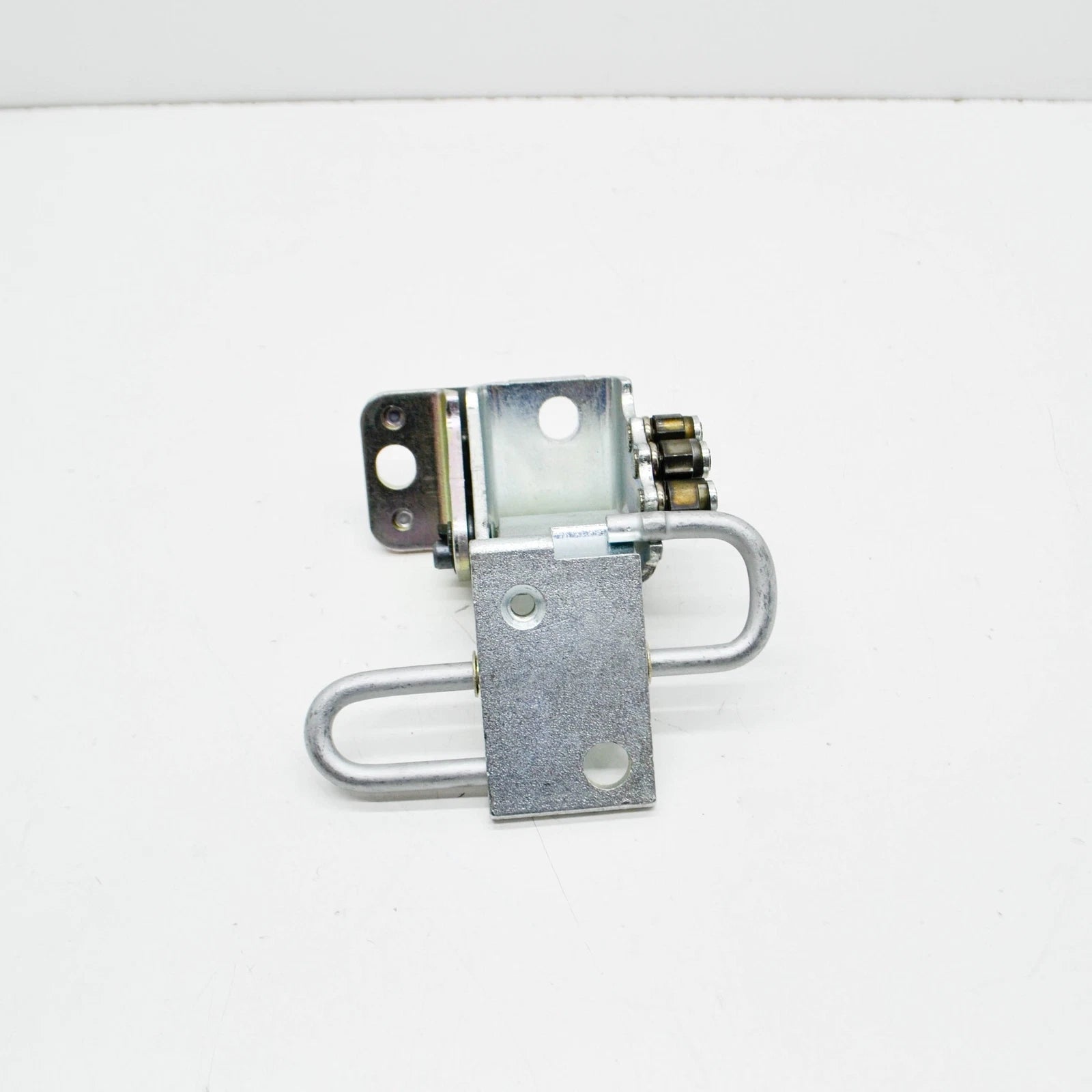 NEW VOLKSWAGEN EOS FRONT RIGHT LOWER DOOR HINGE 1Q0831412A