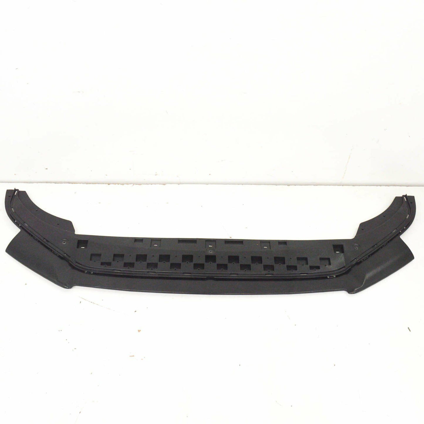 new audi a1 8x front bumper cover closing element 8xa807611a original