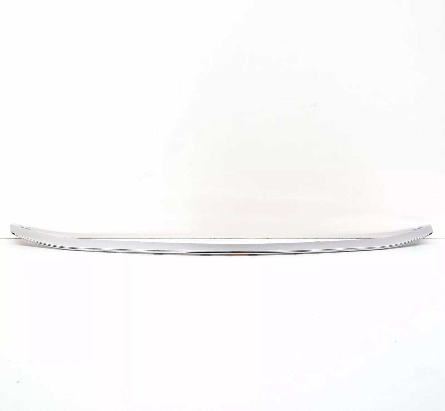 NEW MB E-CLASS W212 FRONT BUMPER CENTER CHROME TRIM A2128852474 2015