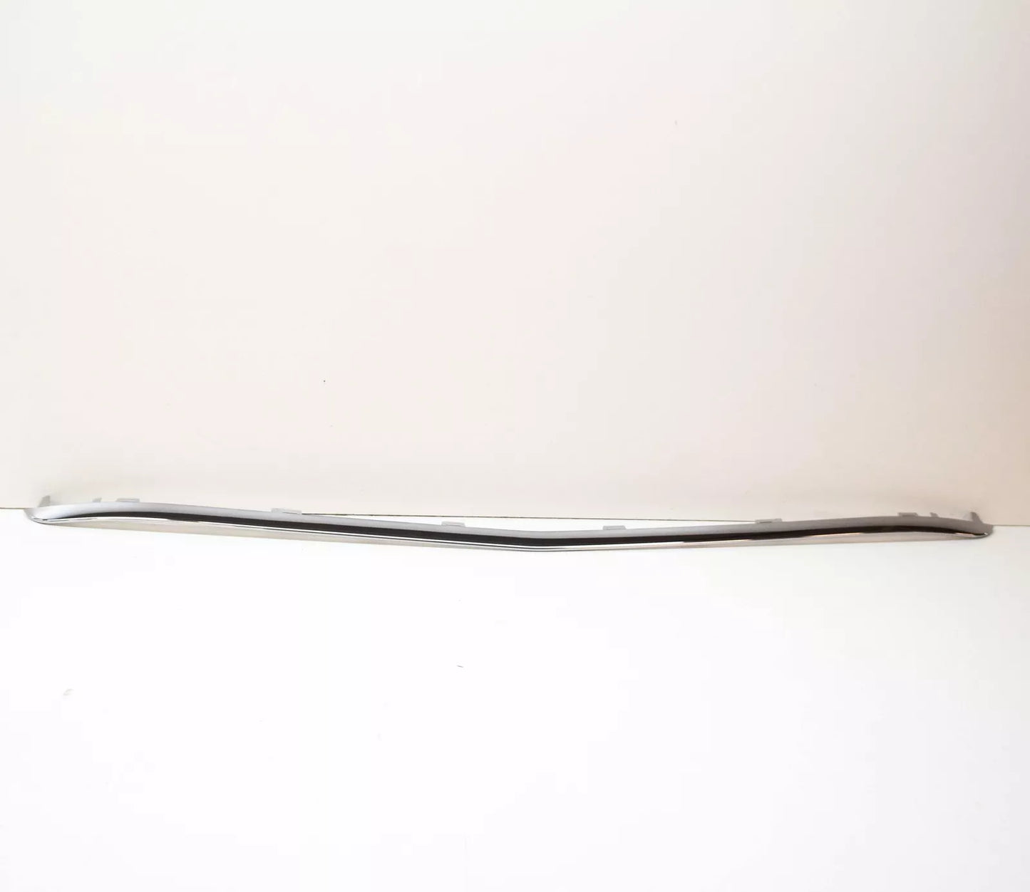 NEW MB C-CLASS W205 FRONT BUMPER LOWER CHROME TRIM A2058853123